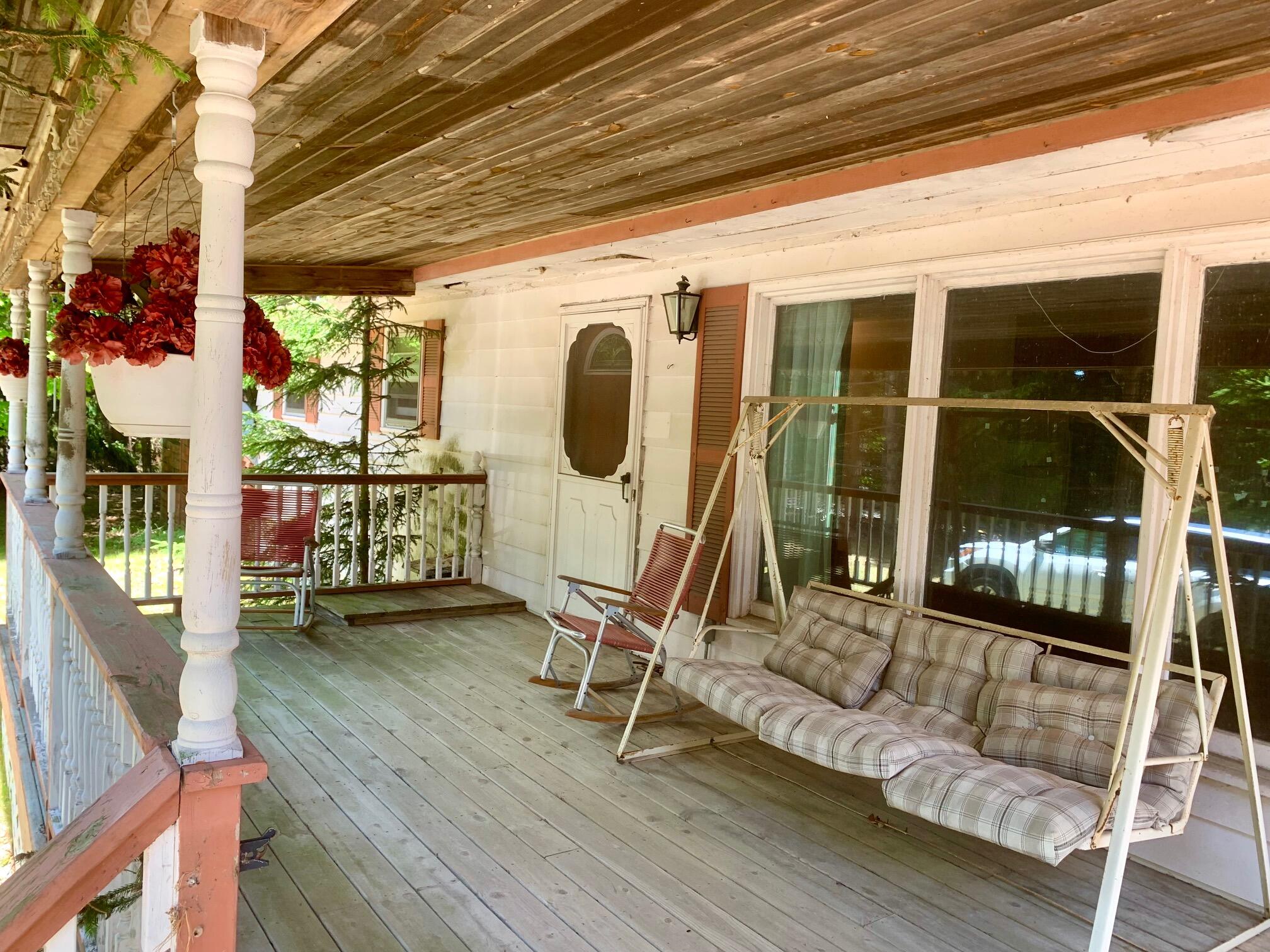 2648 N Lakeshore Drive Ludington MI 49431