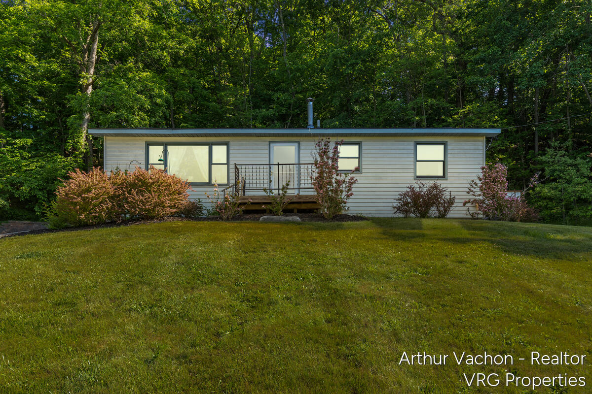 9089 Fulton Street SE Ada MI 49301