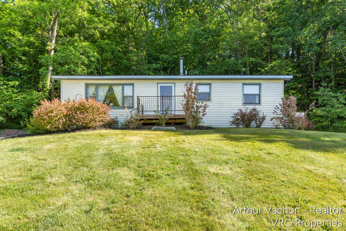 9089 Fulton Street SE Ada MI 49301
