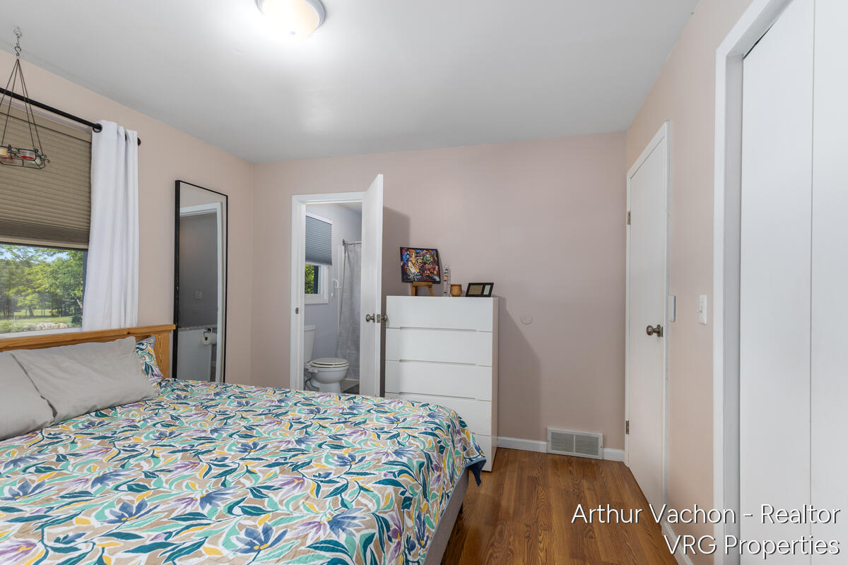 9089 Fulton Street SE Ada MI 49301