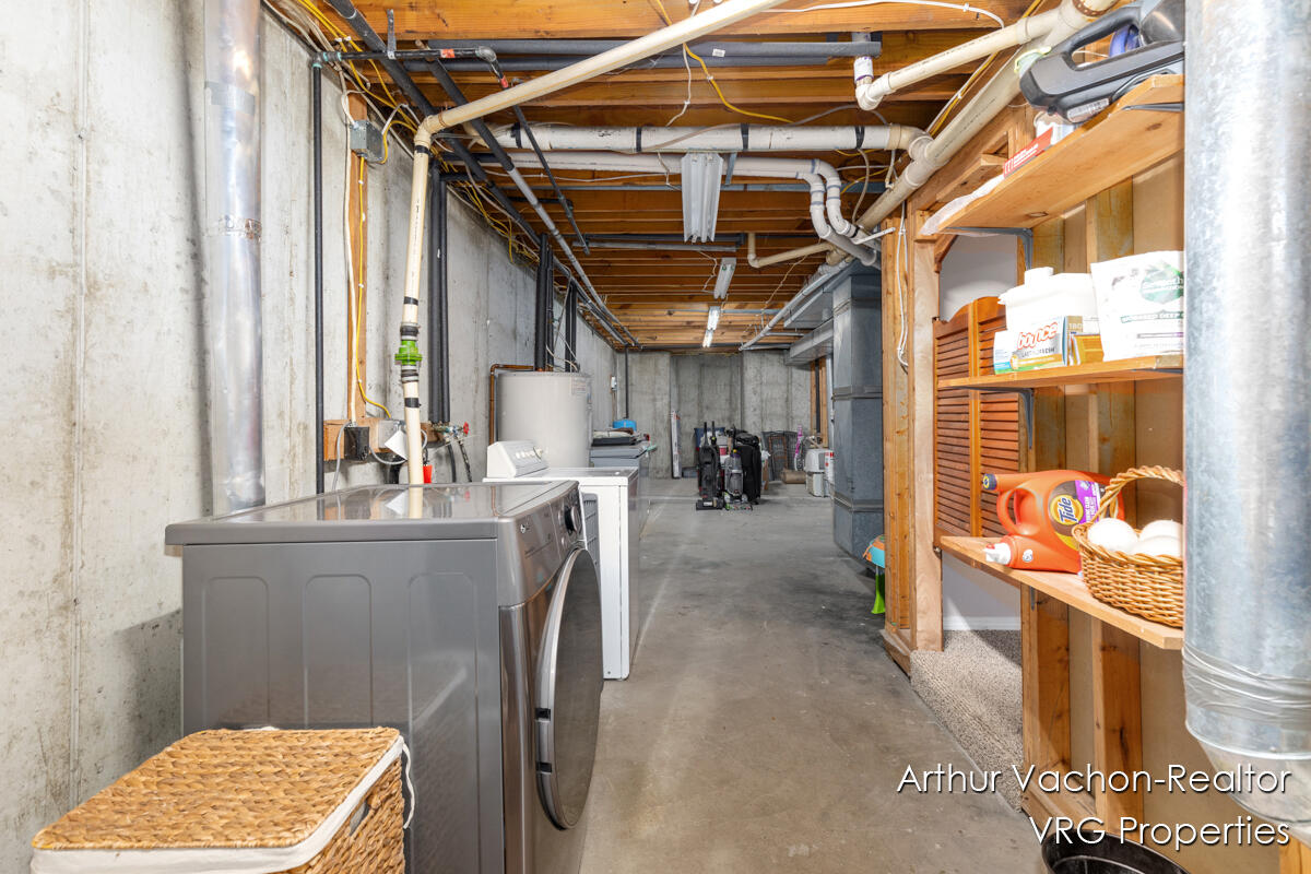 9089 Fulton Street SE Ada MI 49301