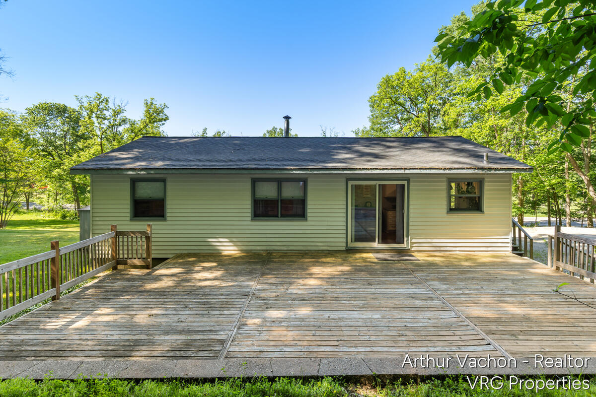 9089 Fulton Street SE Ada MI 49301