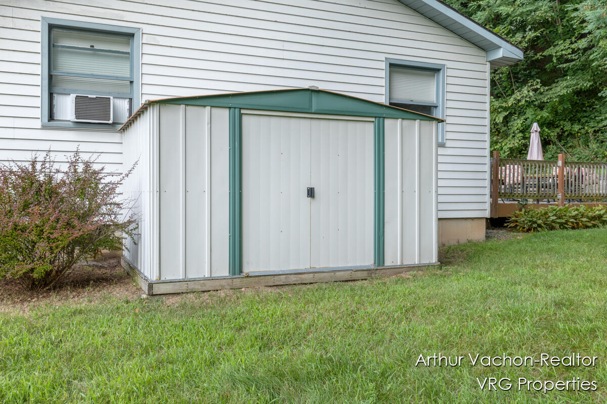 9089 Fulton Street SE Ada MI 49301