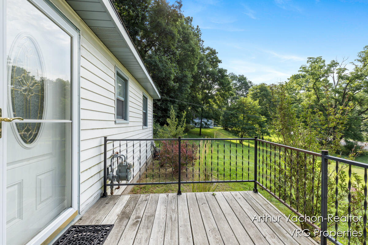 9089 Fulton Street SE Ada MI 49301