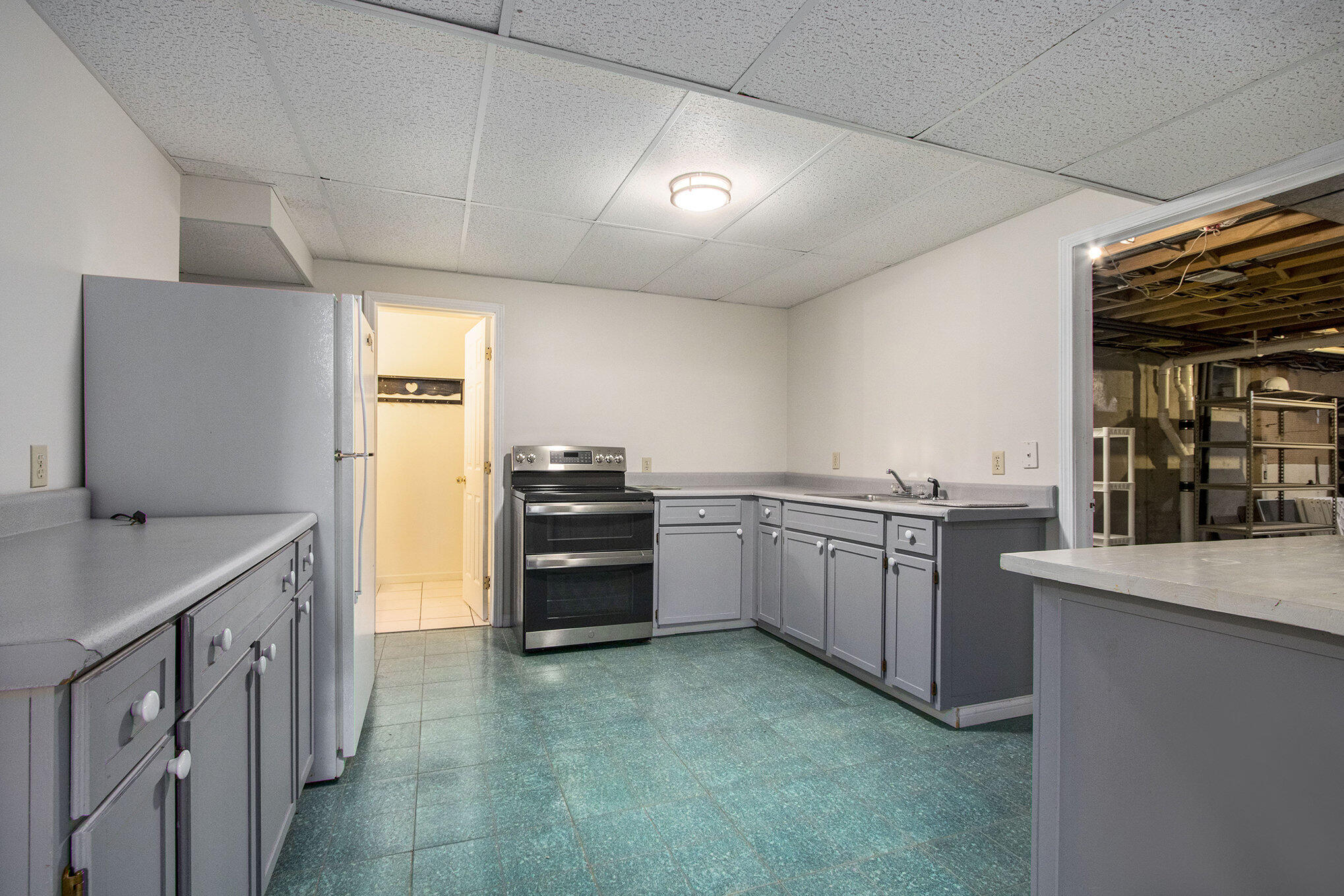 6030 Paw Paw Lake Road Coloma MI 49038