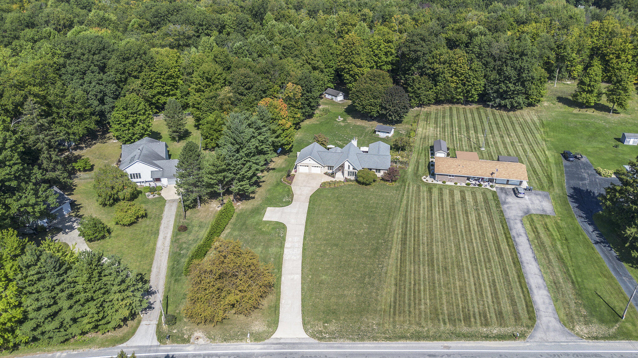 6030 Paw Paw Lake Road Coloma MI 49038
