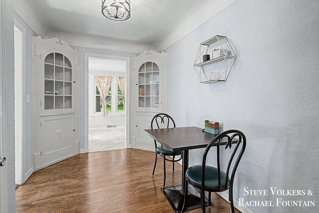2143 Houseman Avenue NE Grand Rapids MI 49505