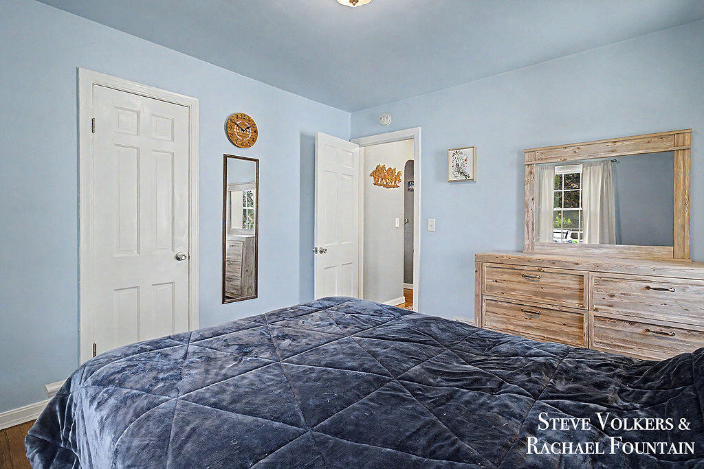 2143 Houseman Avenue NE Grand Rapids MI 49505