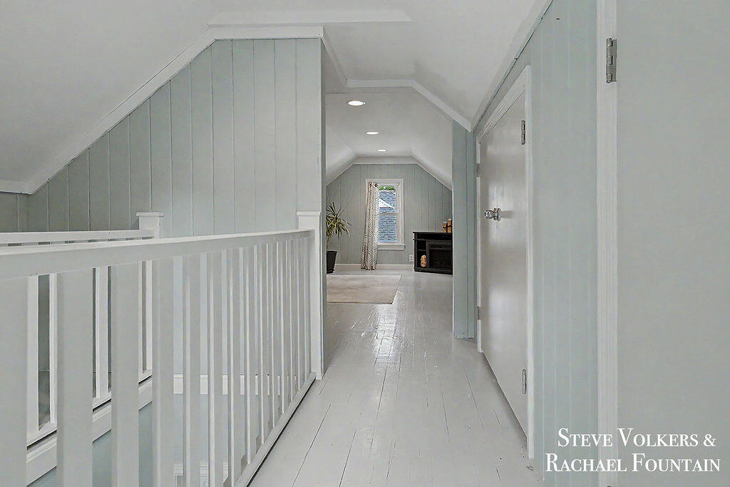 2143 Houseman Avenue NE Grand Rapids MI 49505