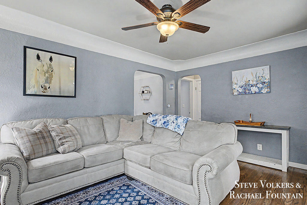 2143 Houseman Avenue NE Grand Rapids MI 49505