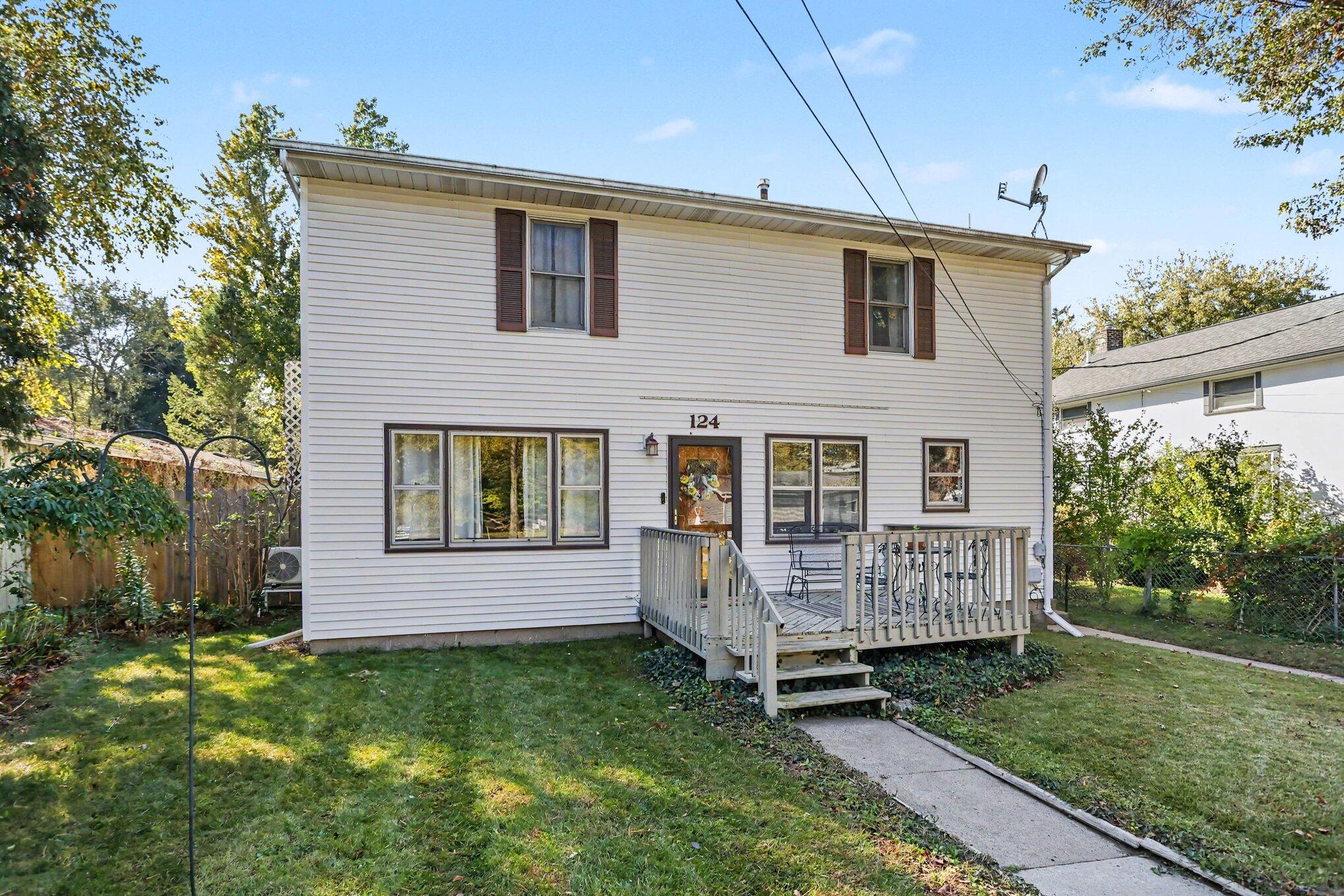124 S Mayhew Street New Buffalo MI 49117