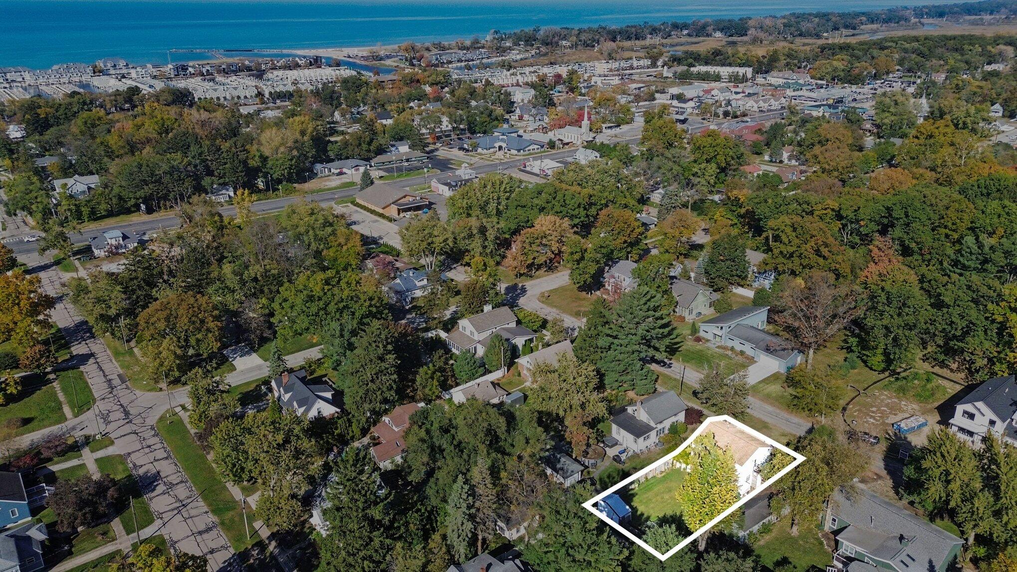 124 S Mayhew Street New Buffalo MI 49117