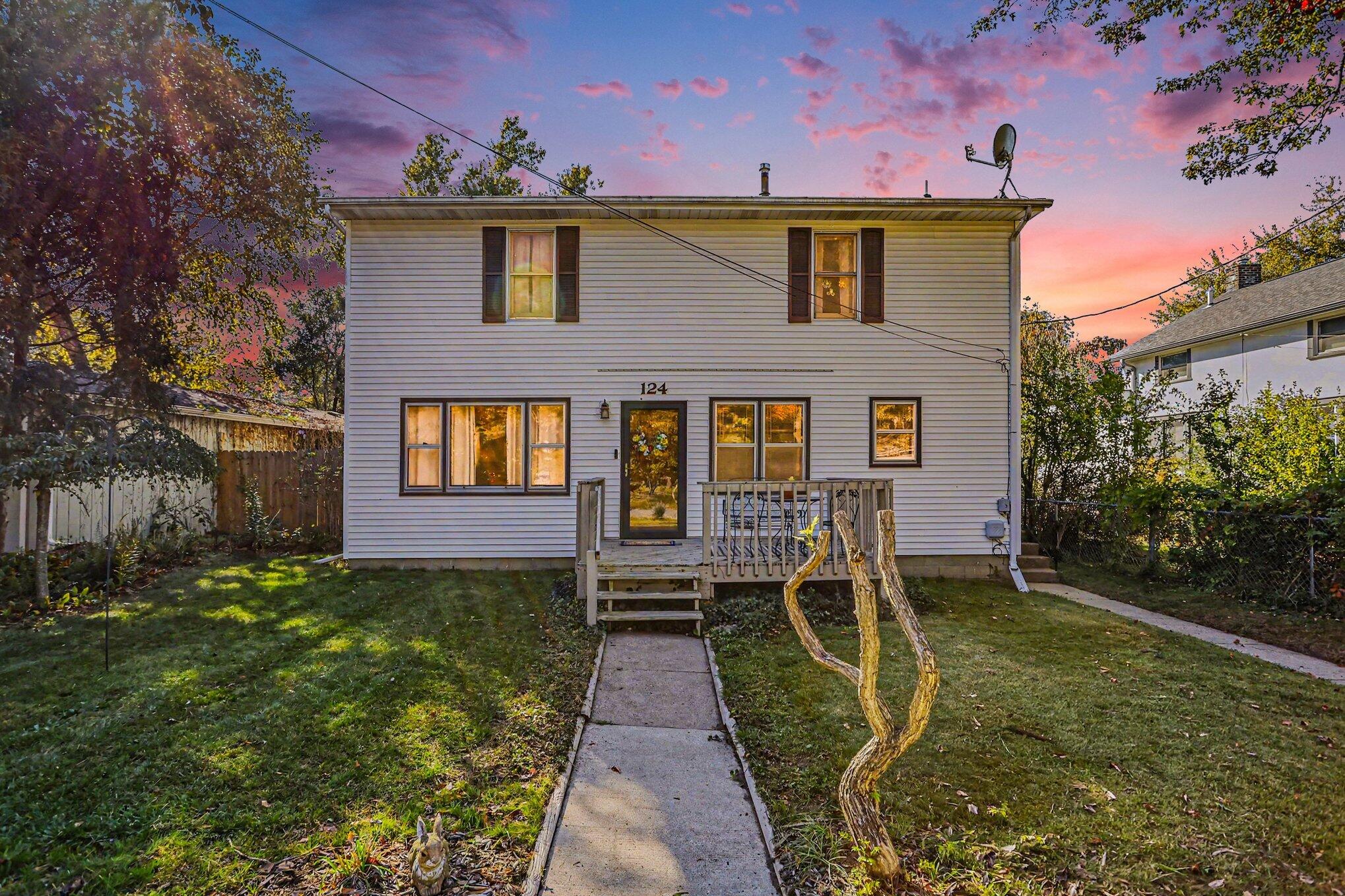 124 S Mayhew Street New Buffalo MI 49117