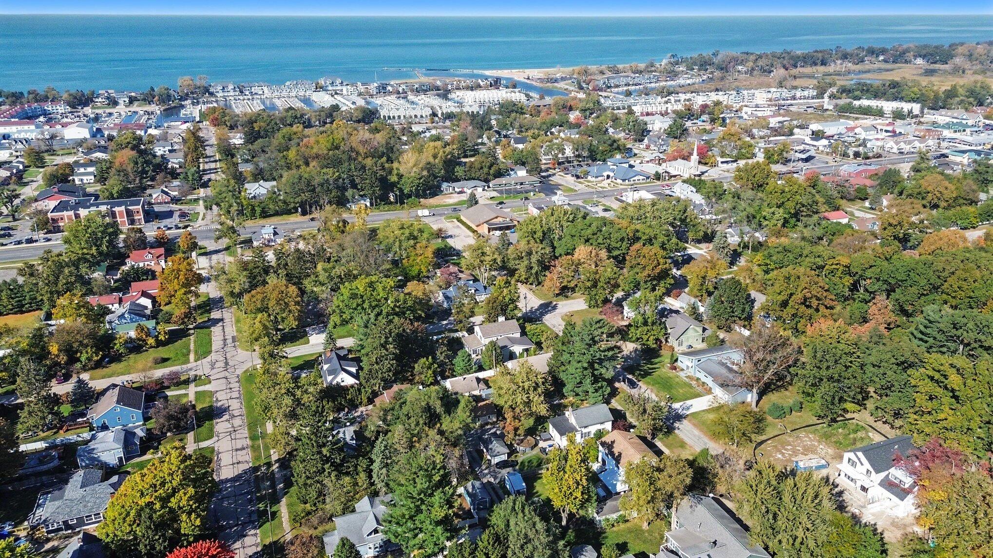 124 S Mayhew Street New Buffalo MI 49117