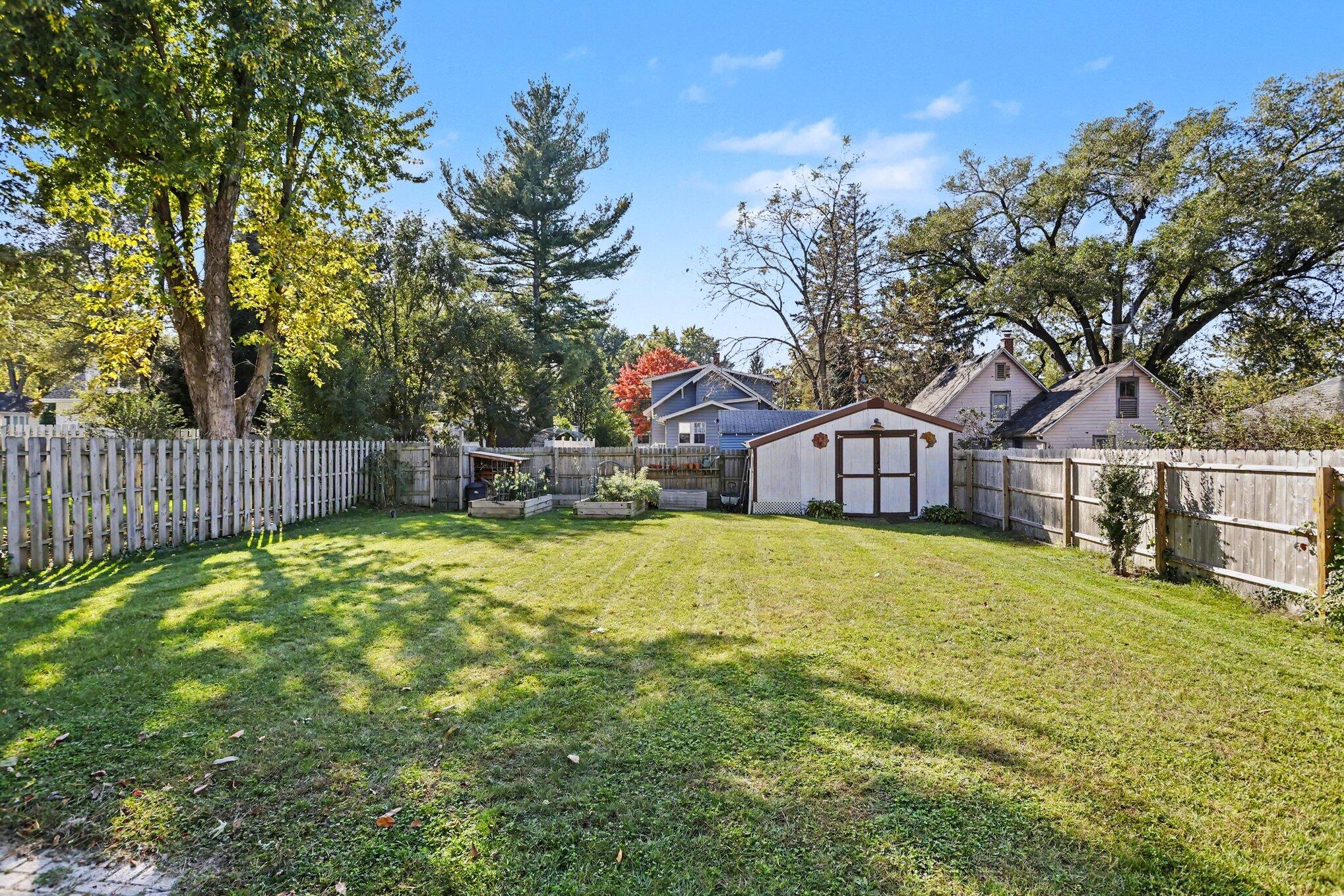 124 S Mayhew Street New Buffalo MI 49117