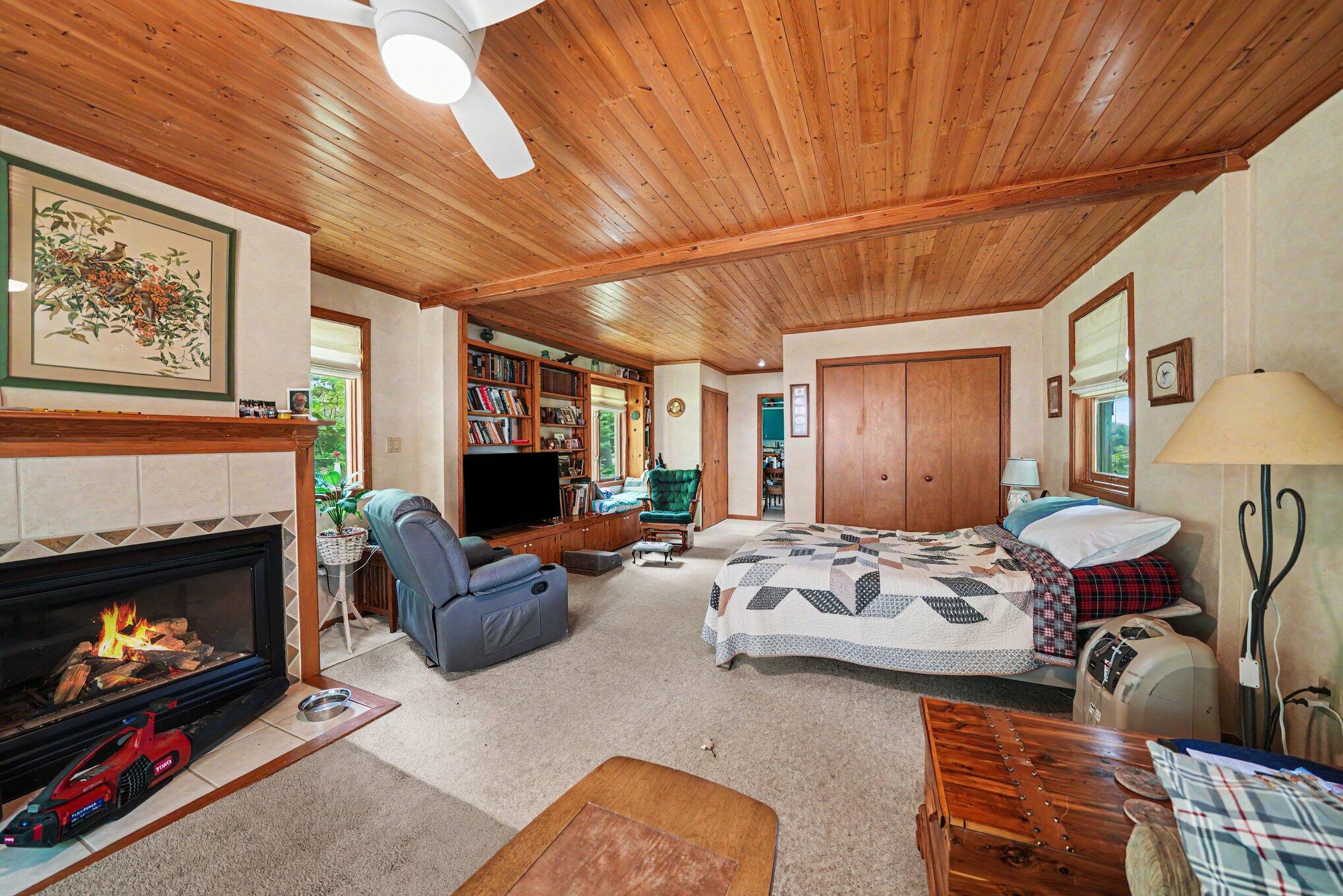 5497 Wilson Street Coloma MI 49038