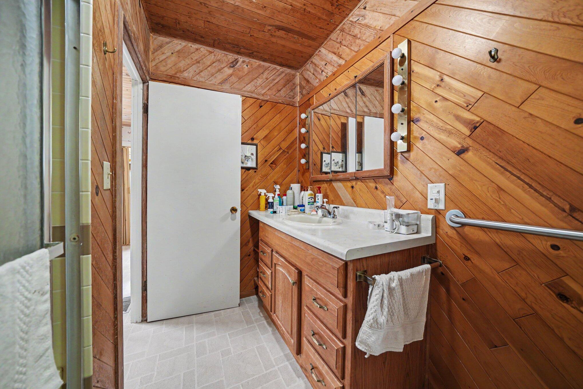 5497 Wilson Street Coloma MI 49038
