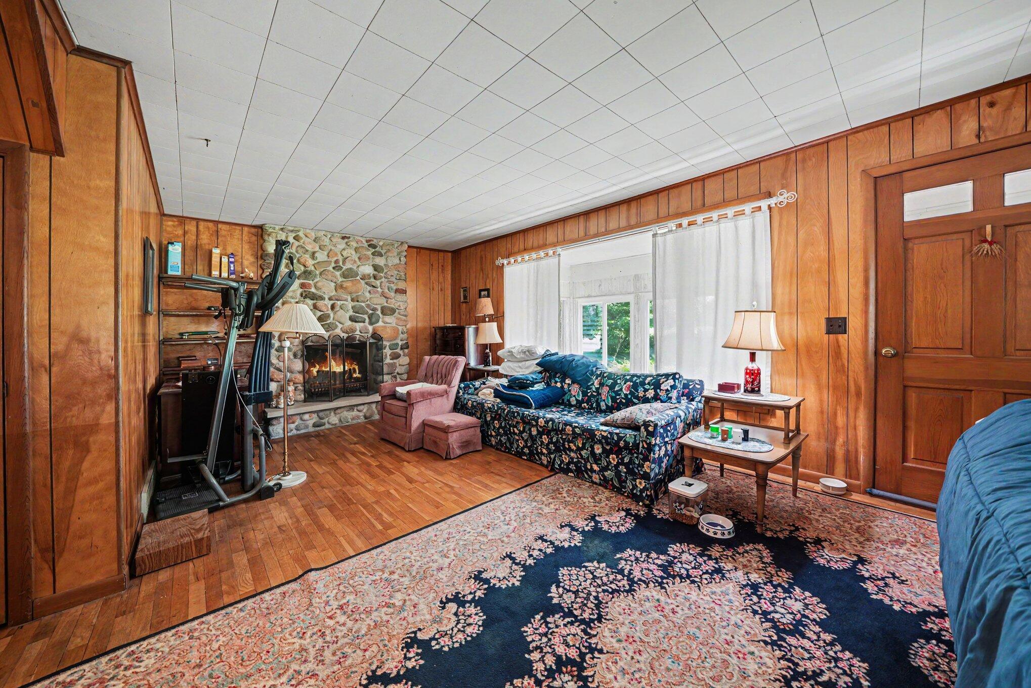 5497 Wilson Street Coloma MI 49038