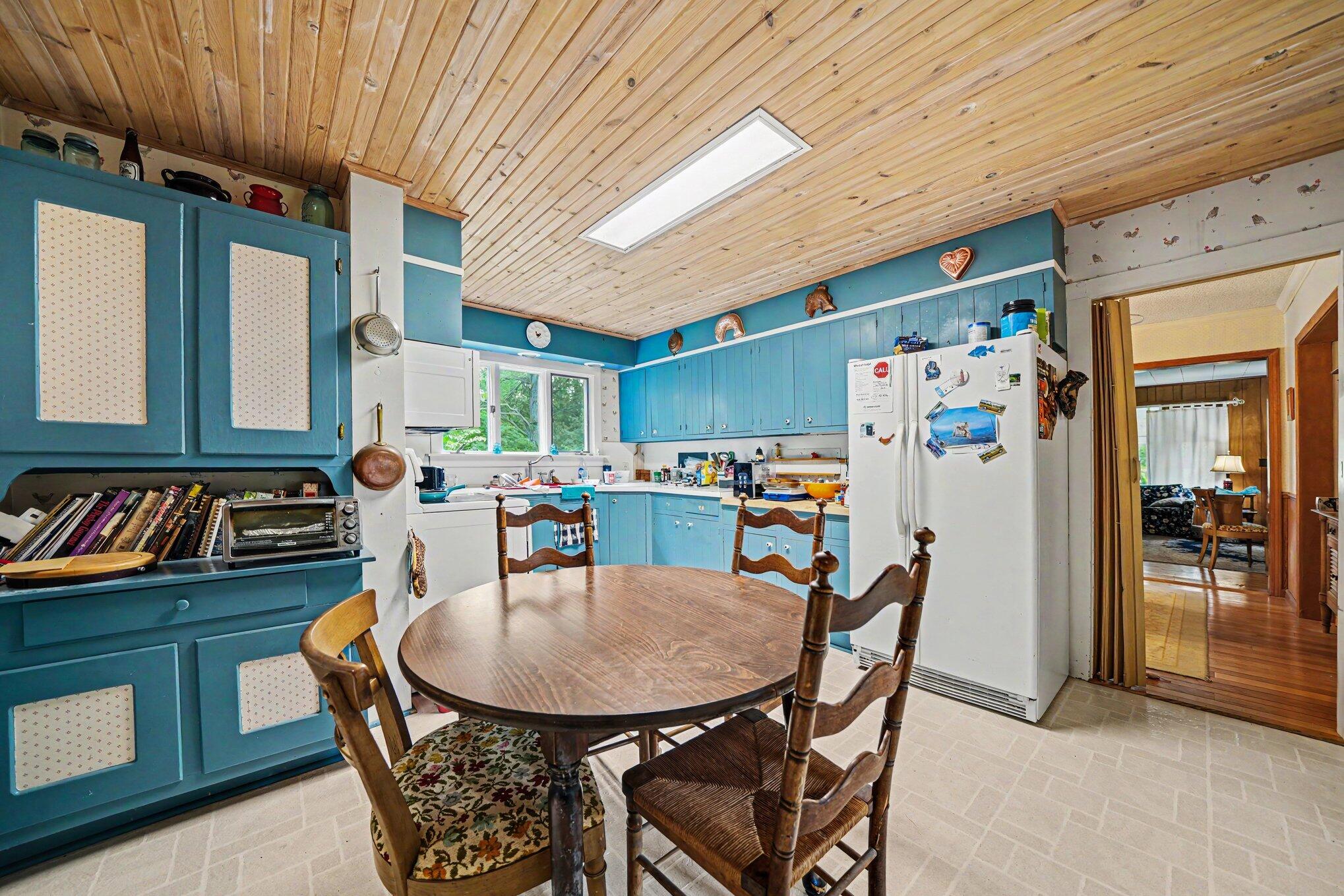 5497 Wilson Street Coloma MI 49038