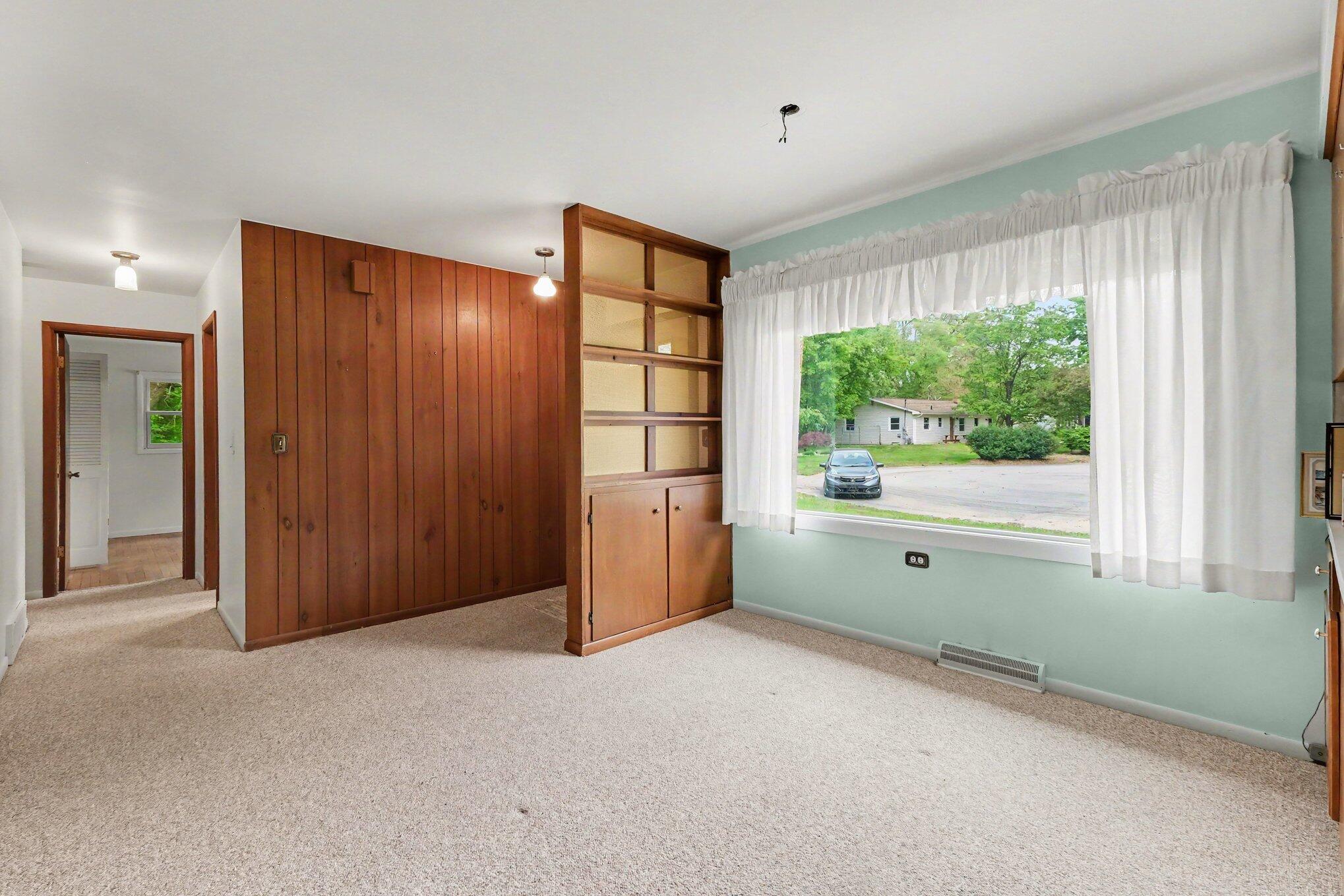 4300 Rezen Court NE Rockford MI 49341