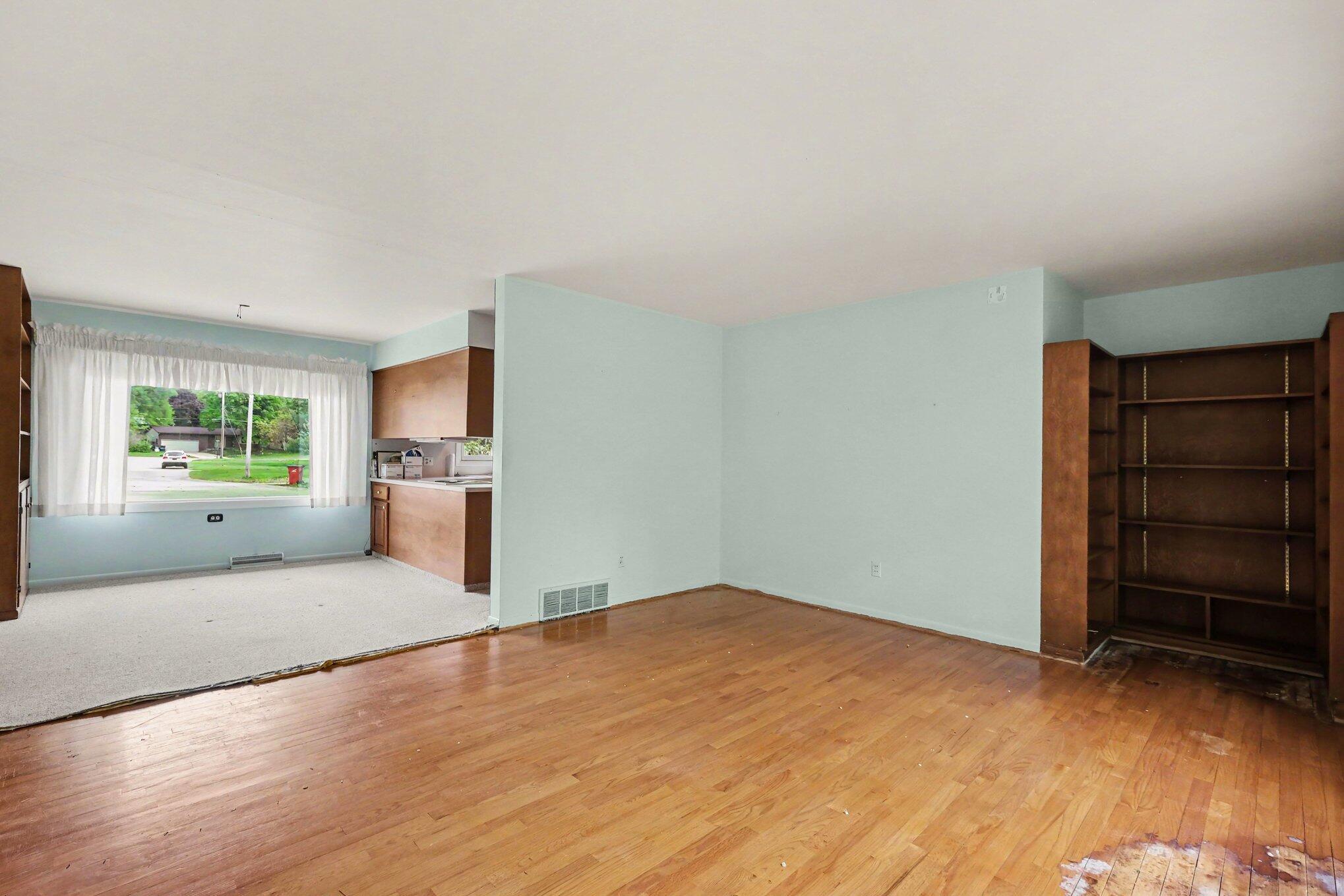 4300 Rezen Court NE Rockford MI 49341