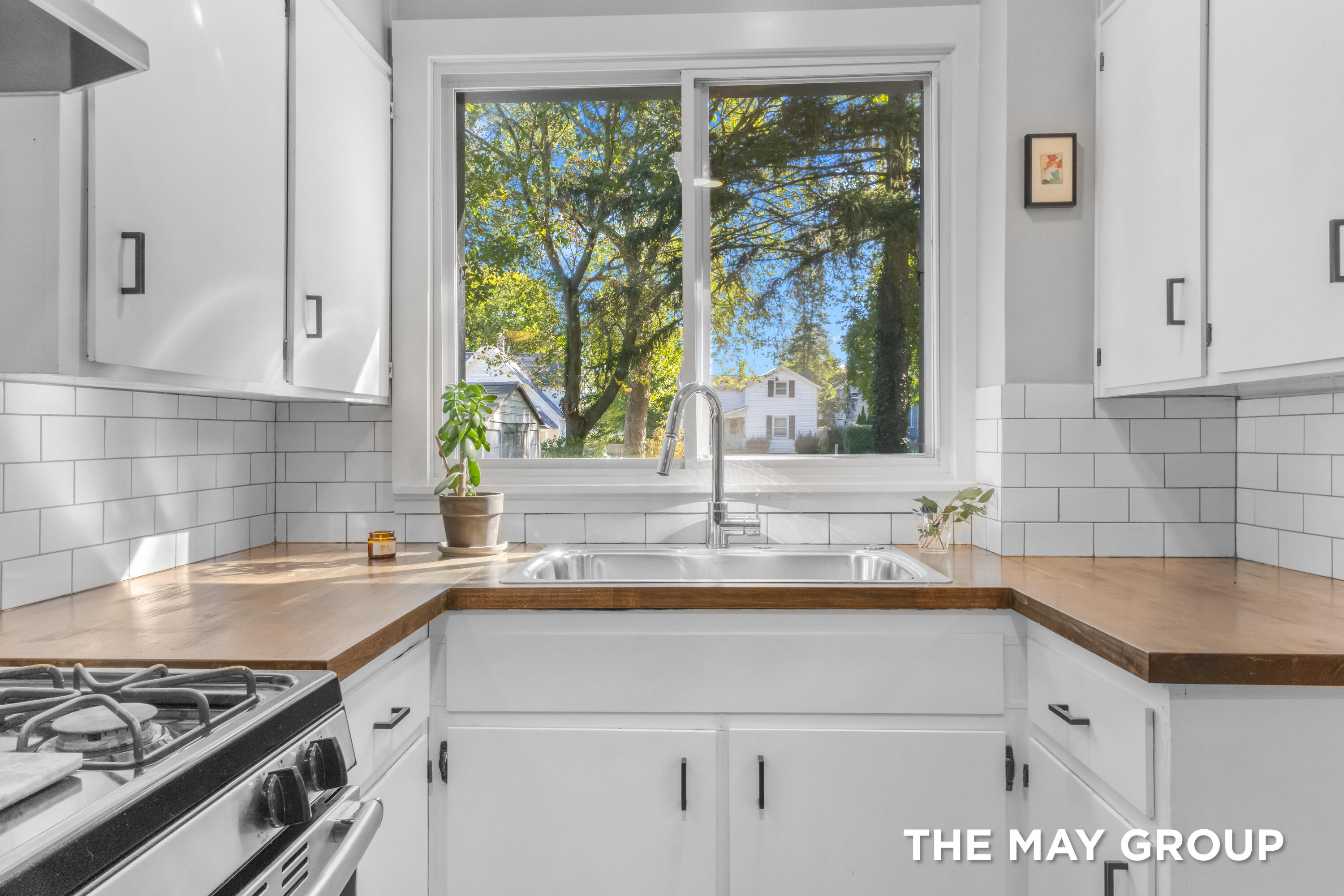 143 Langdon Avenue NE Grand Rapids MI 49503