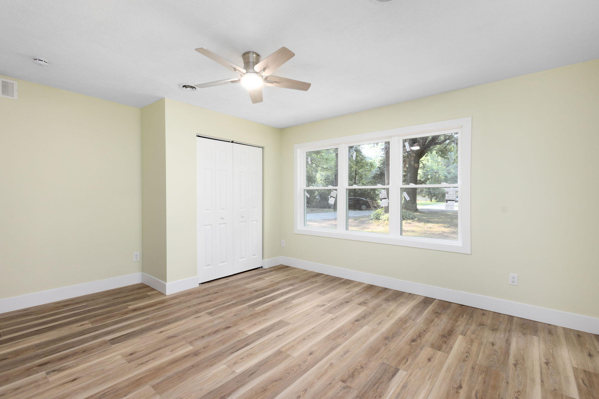 25590 Redfield Street Edwardsburg MI 49112