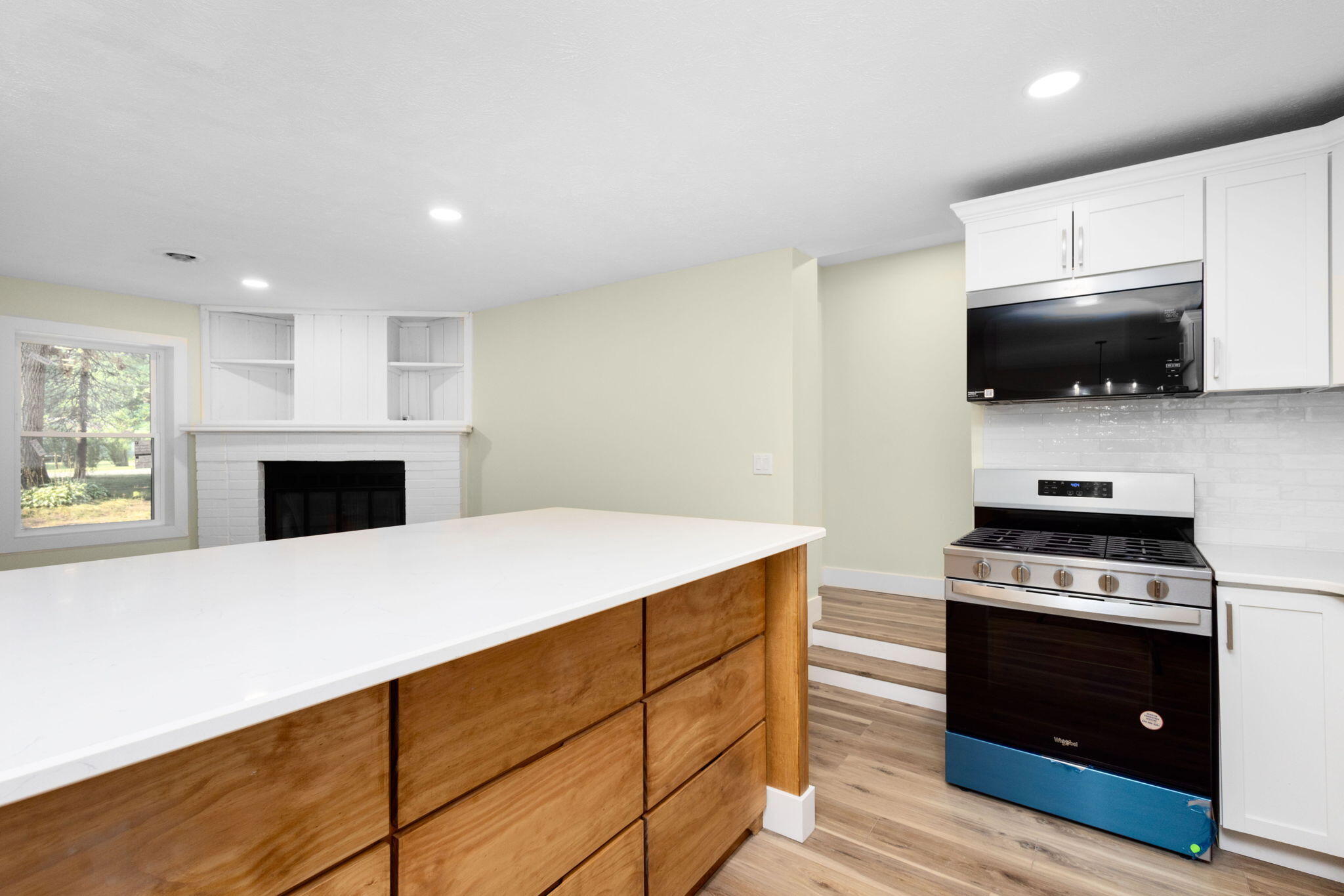 25590 Redfield Street Edwardsburg MI 49112