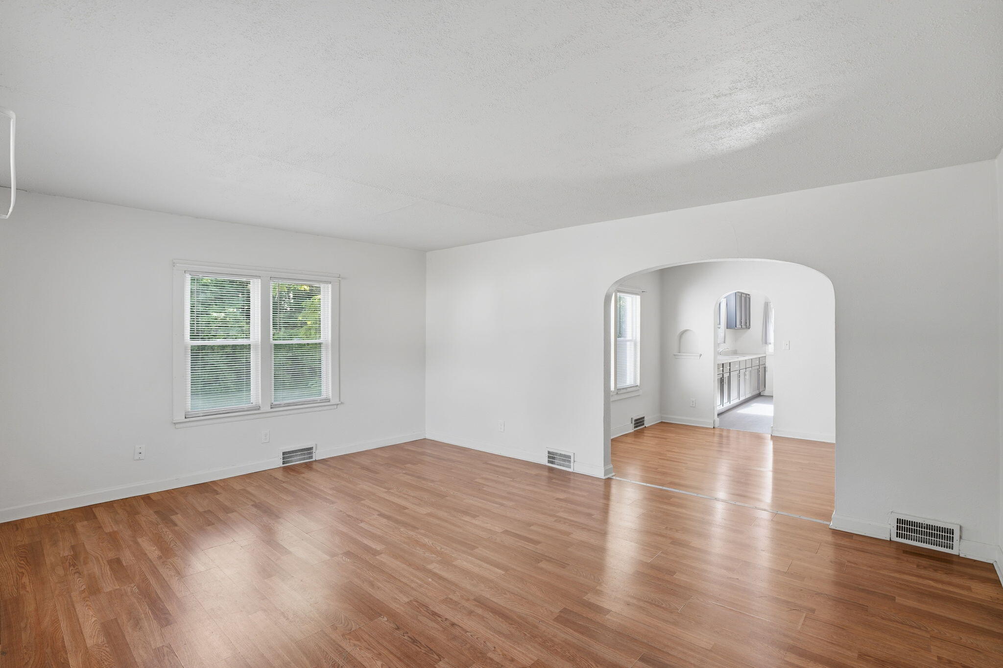 1027 Monroe Street Benton Harbor MI 49022