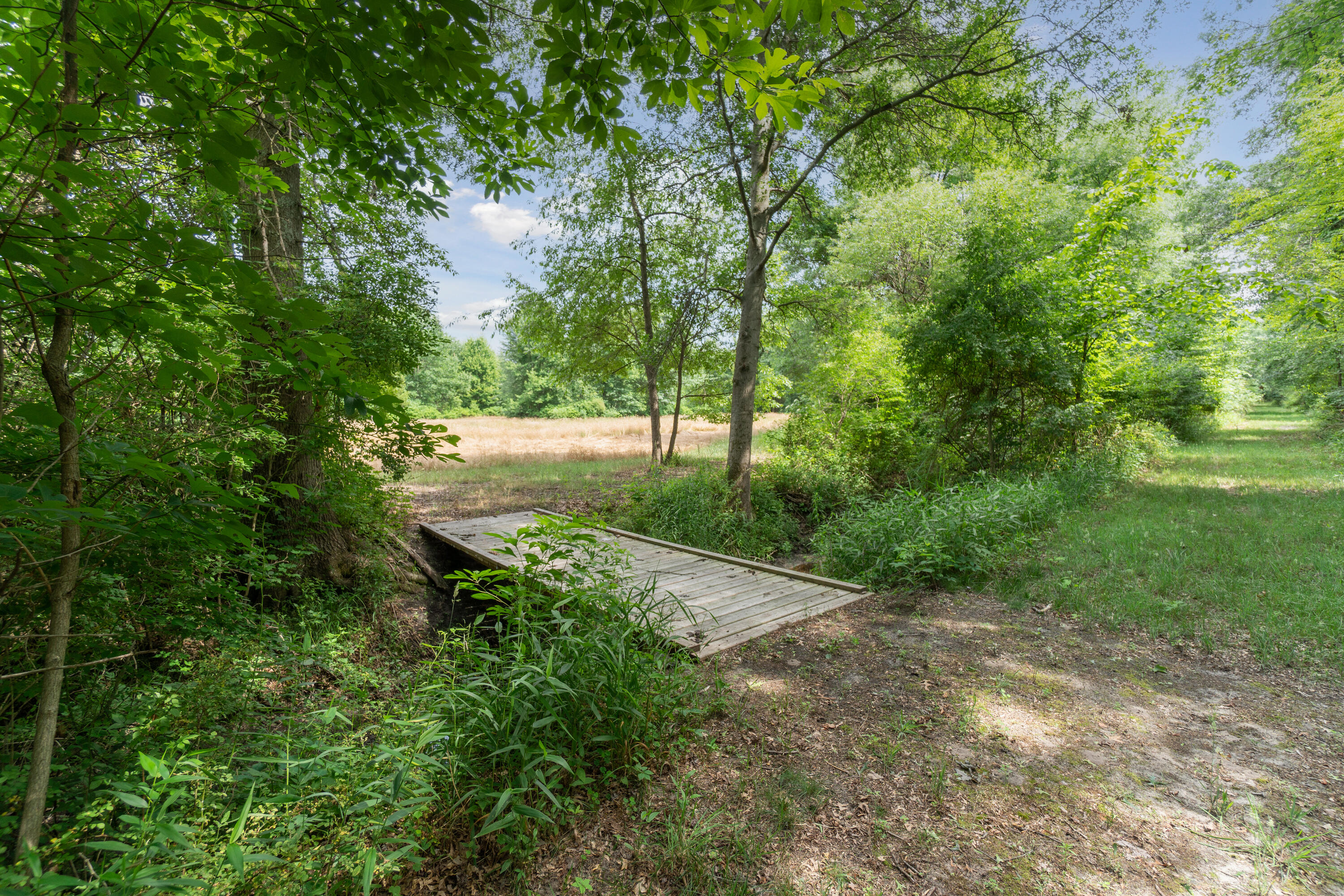 1084 38th Street Allegan MI 49010