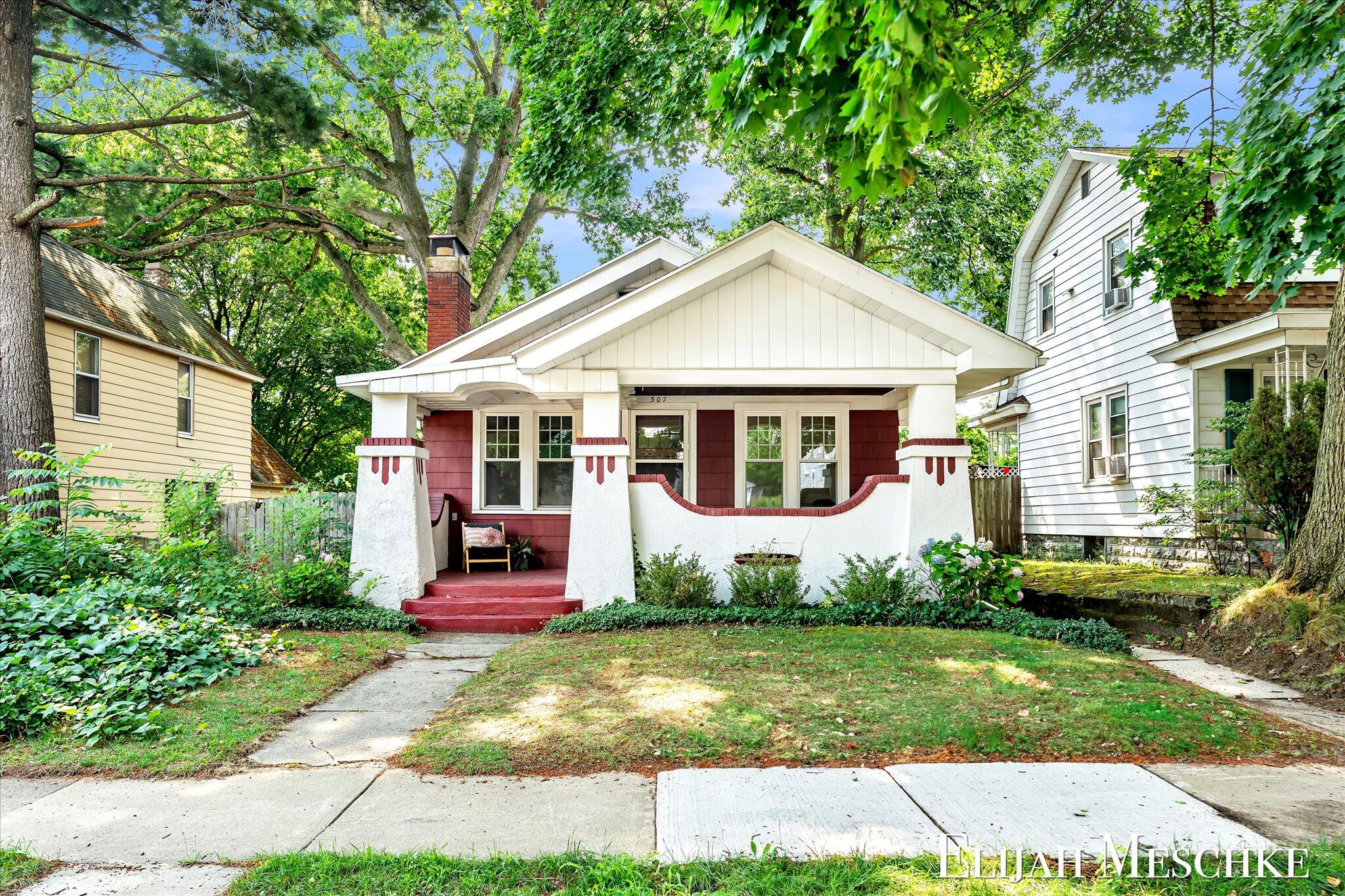 307 Scott Avenue NW Grand Rapids MI 49504