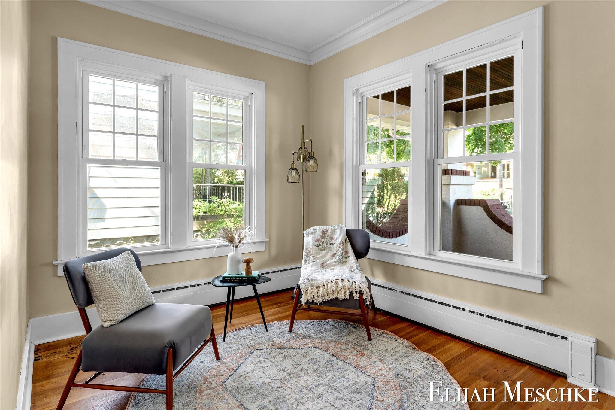 307 Scott Avenue NW Grand Rapids MI 49504