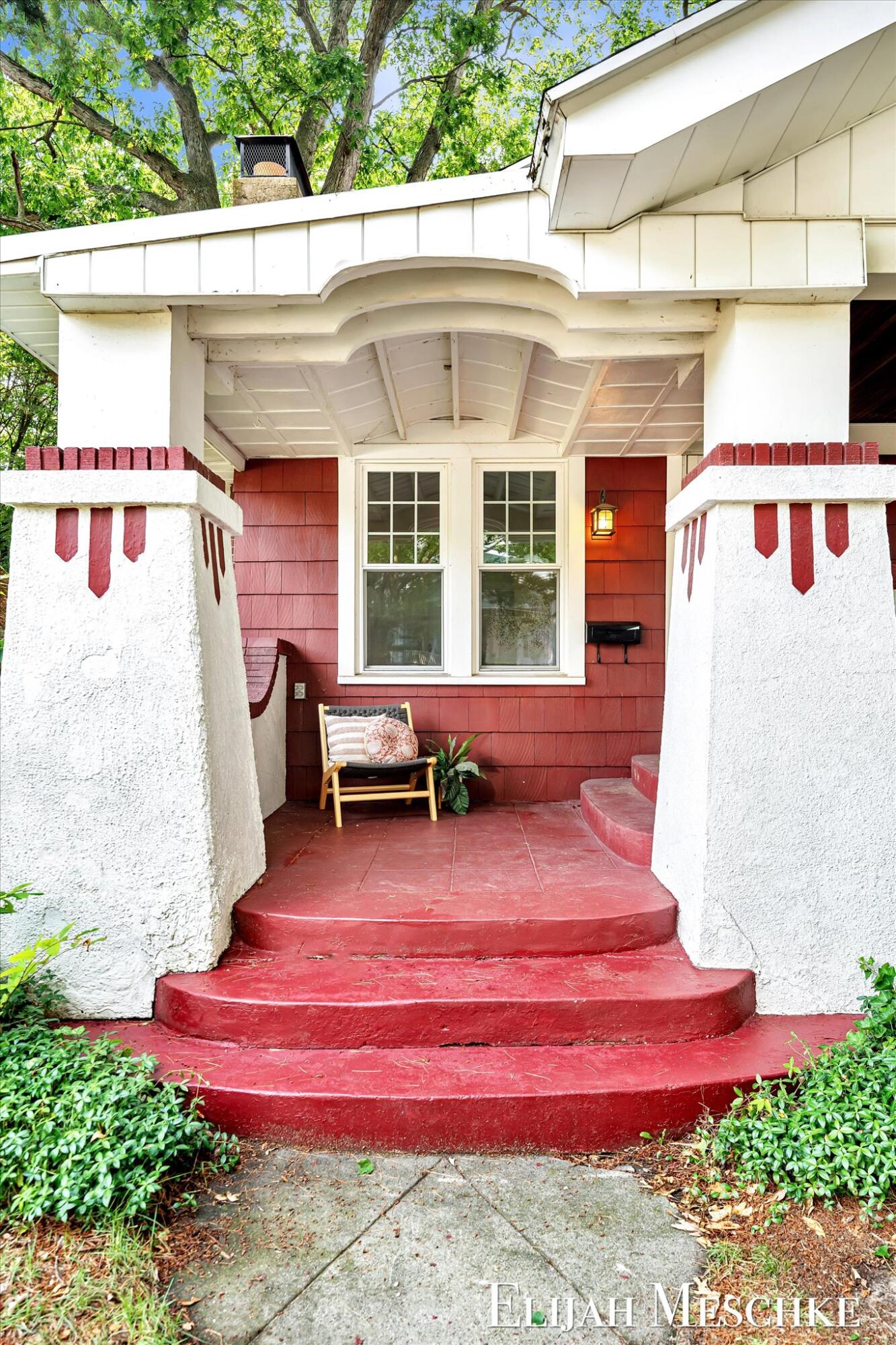 307 Scott Avenue NW Grand Rapids MI 49504