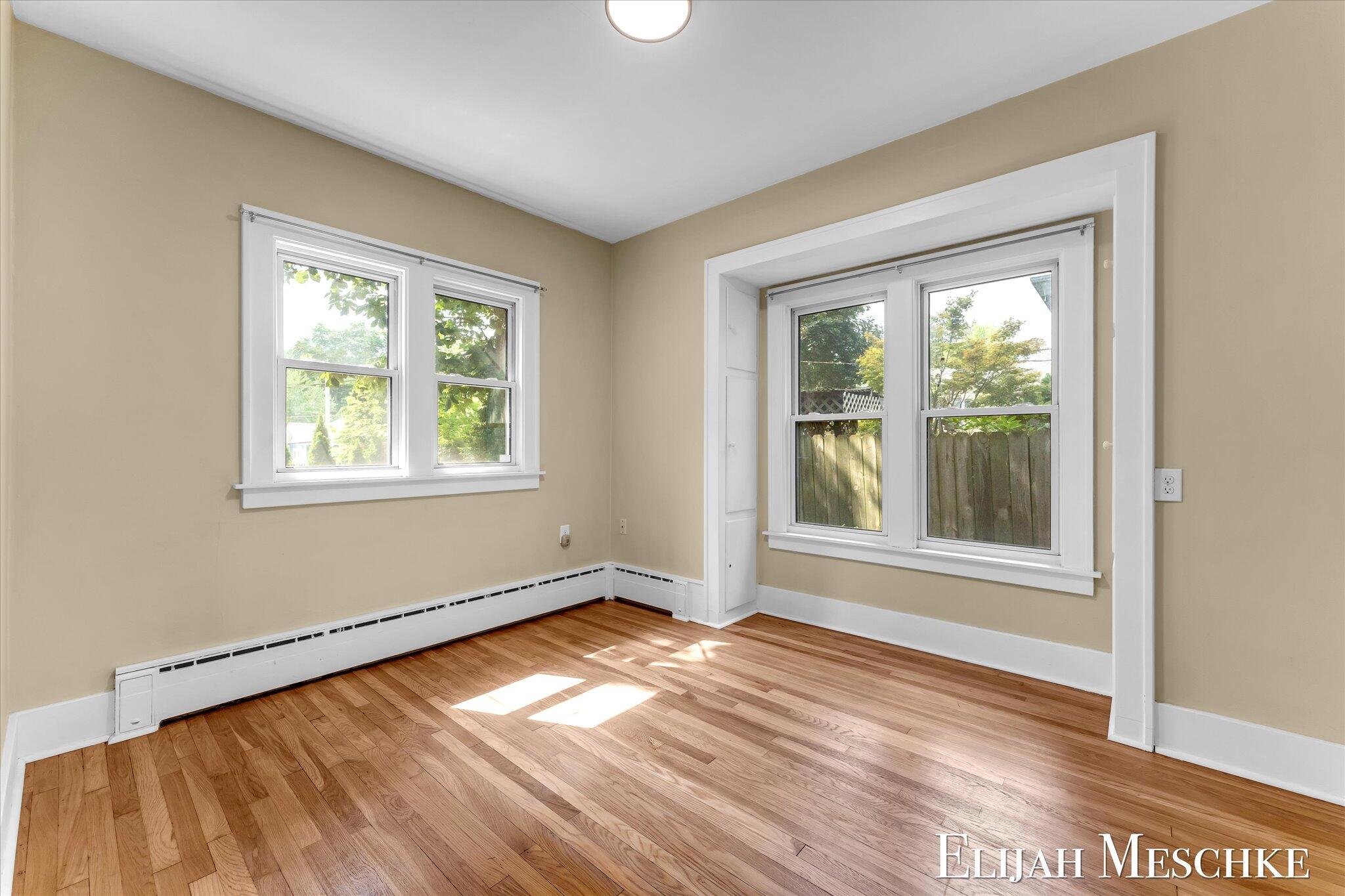 307 Scott Avenue NW Grand Rapids MI 49504