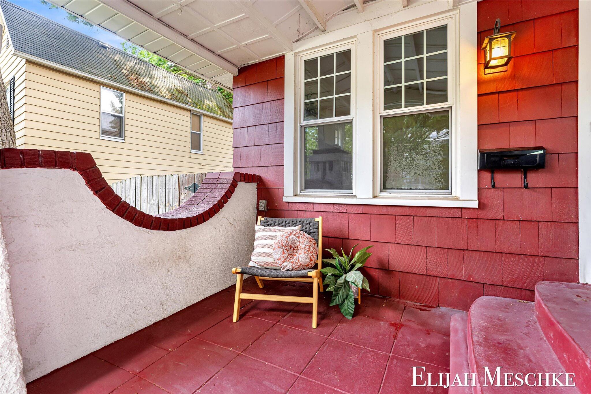 307 Scott Avenue NW Grand Rapids MI 49504