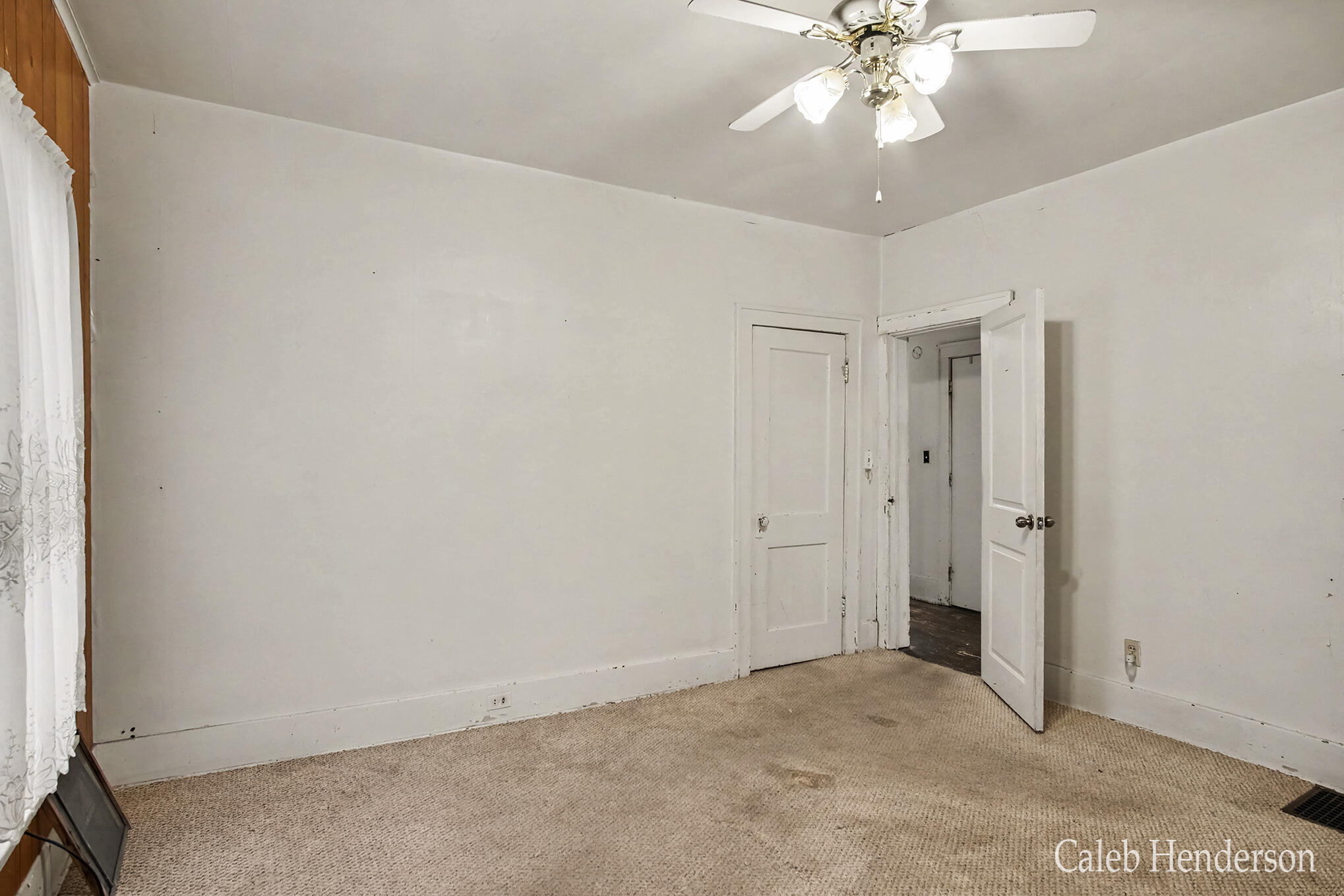 1632 5th Street Muskegon MI 49441
