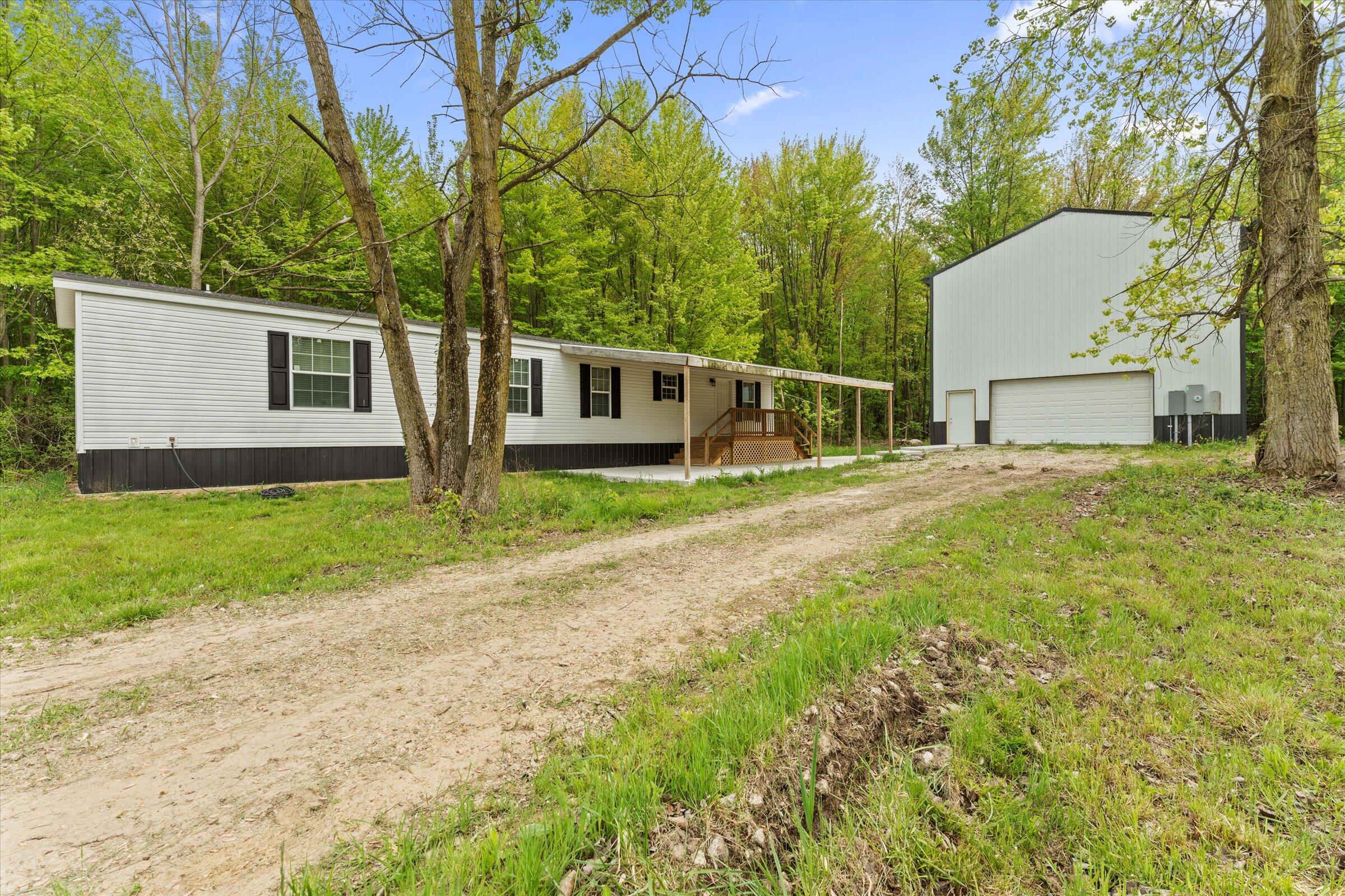 16747 Williamsville Street Vandalia MI 49095