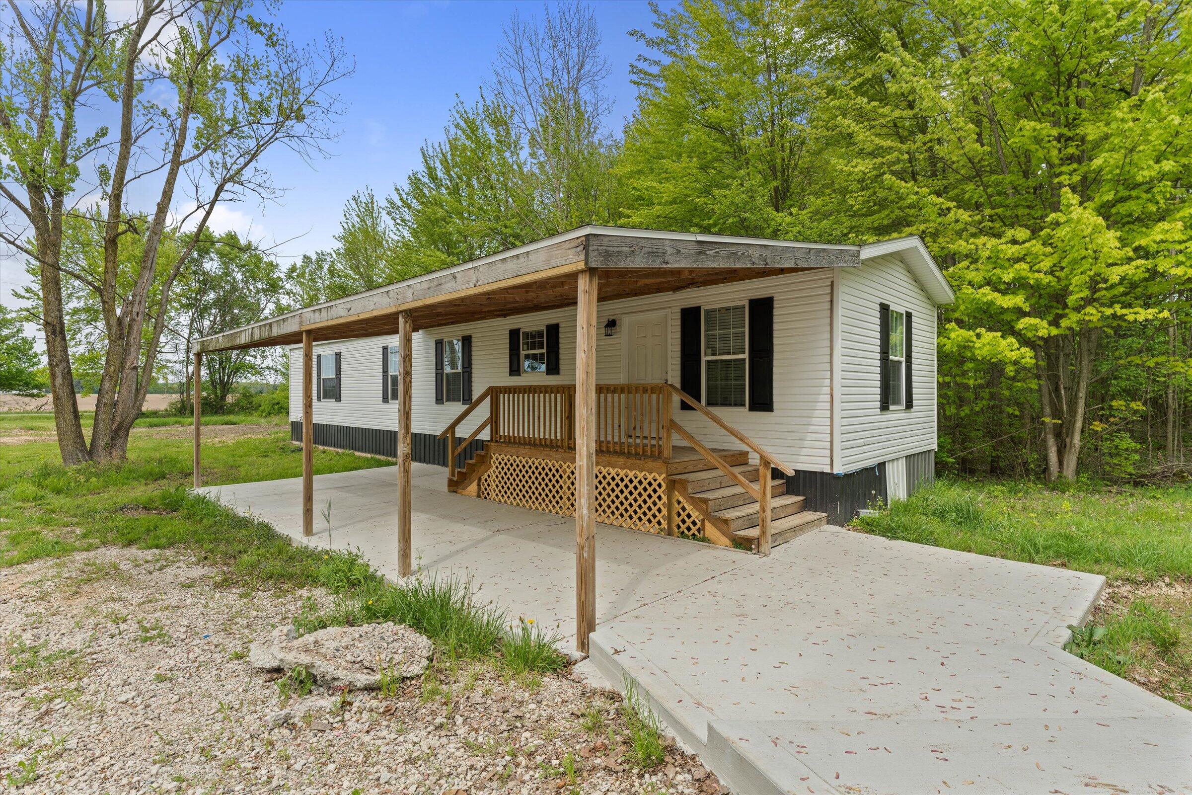 16747 Williamsville Street Vandalia MI 49095