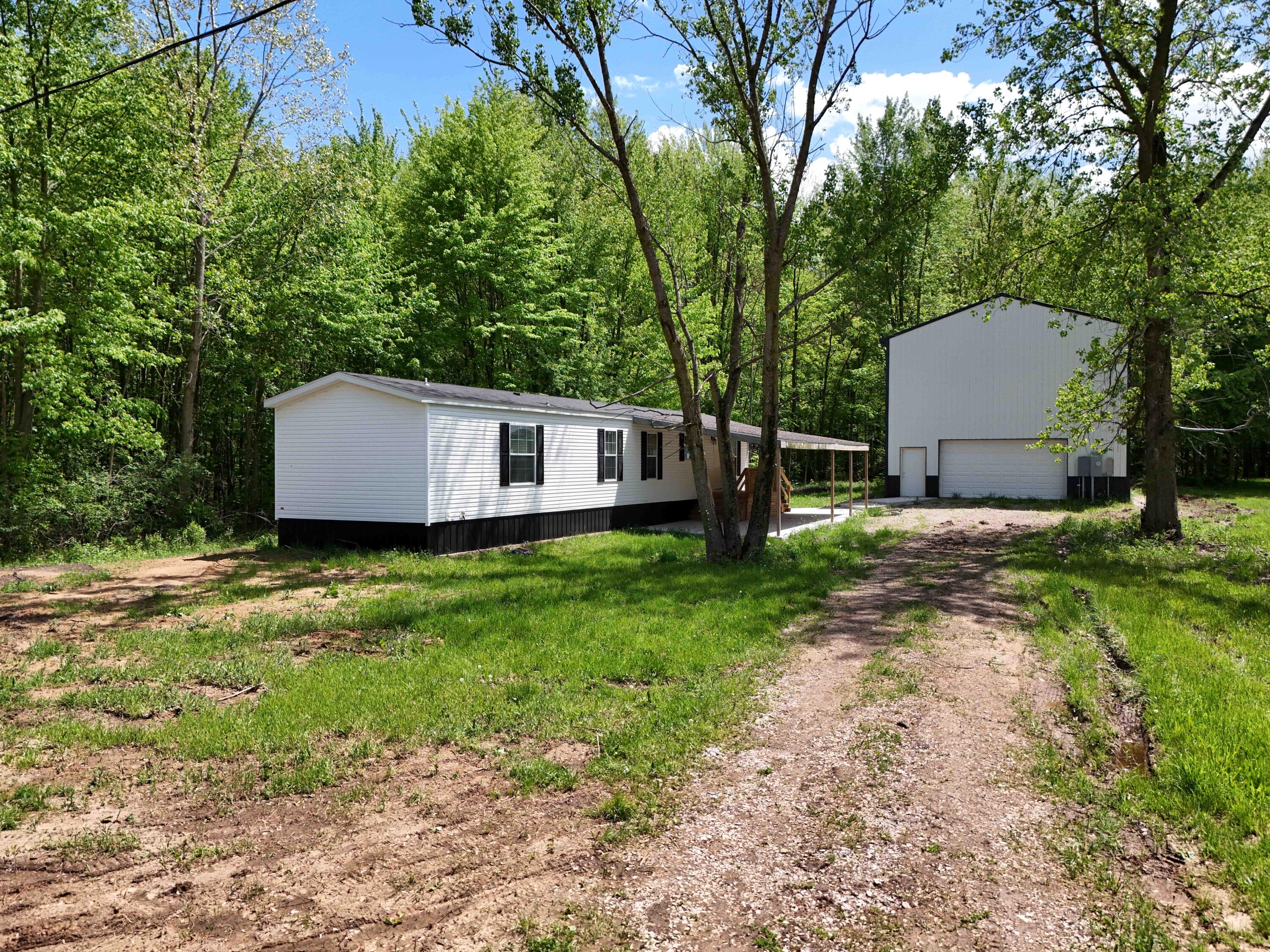 16747 Williamsville Street Vandalia MI 49095