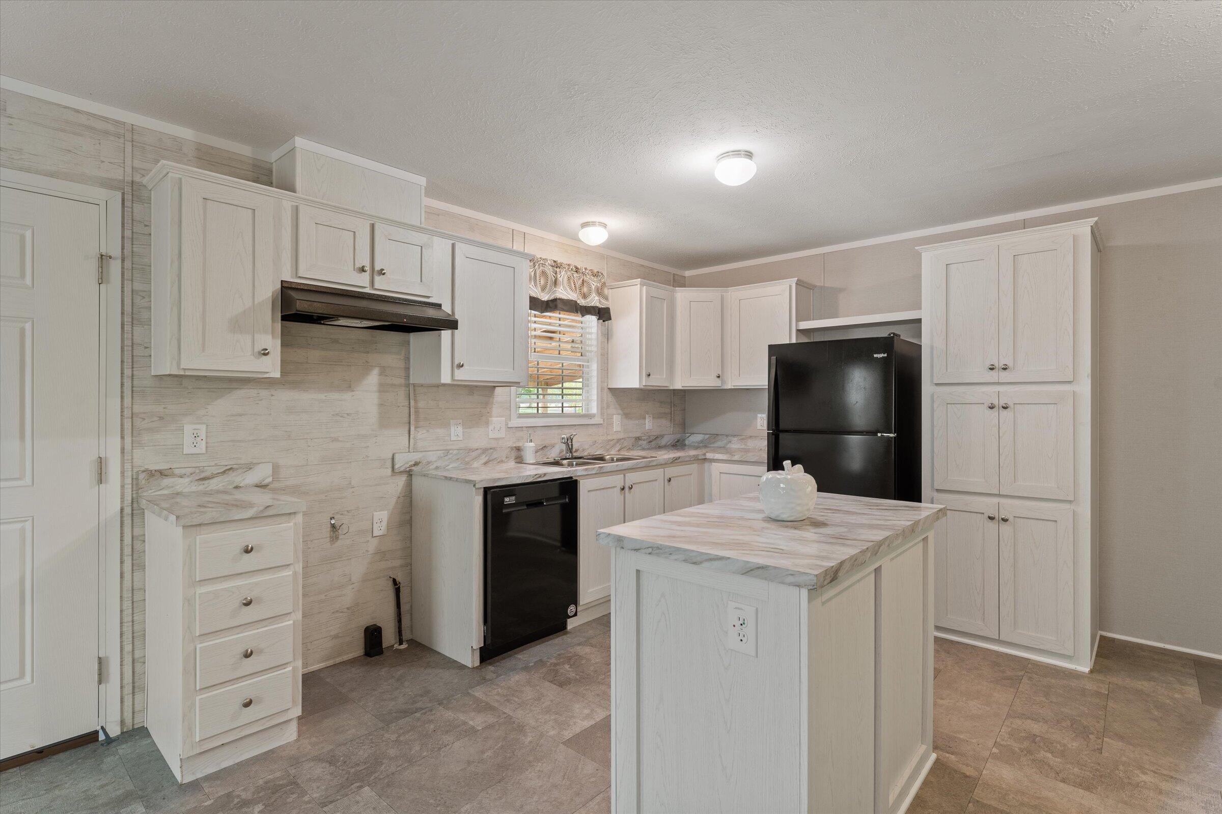 16747 Williamsville Street Vandalia MI 49095