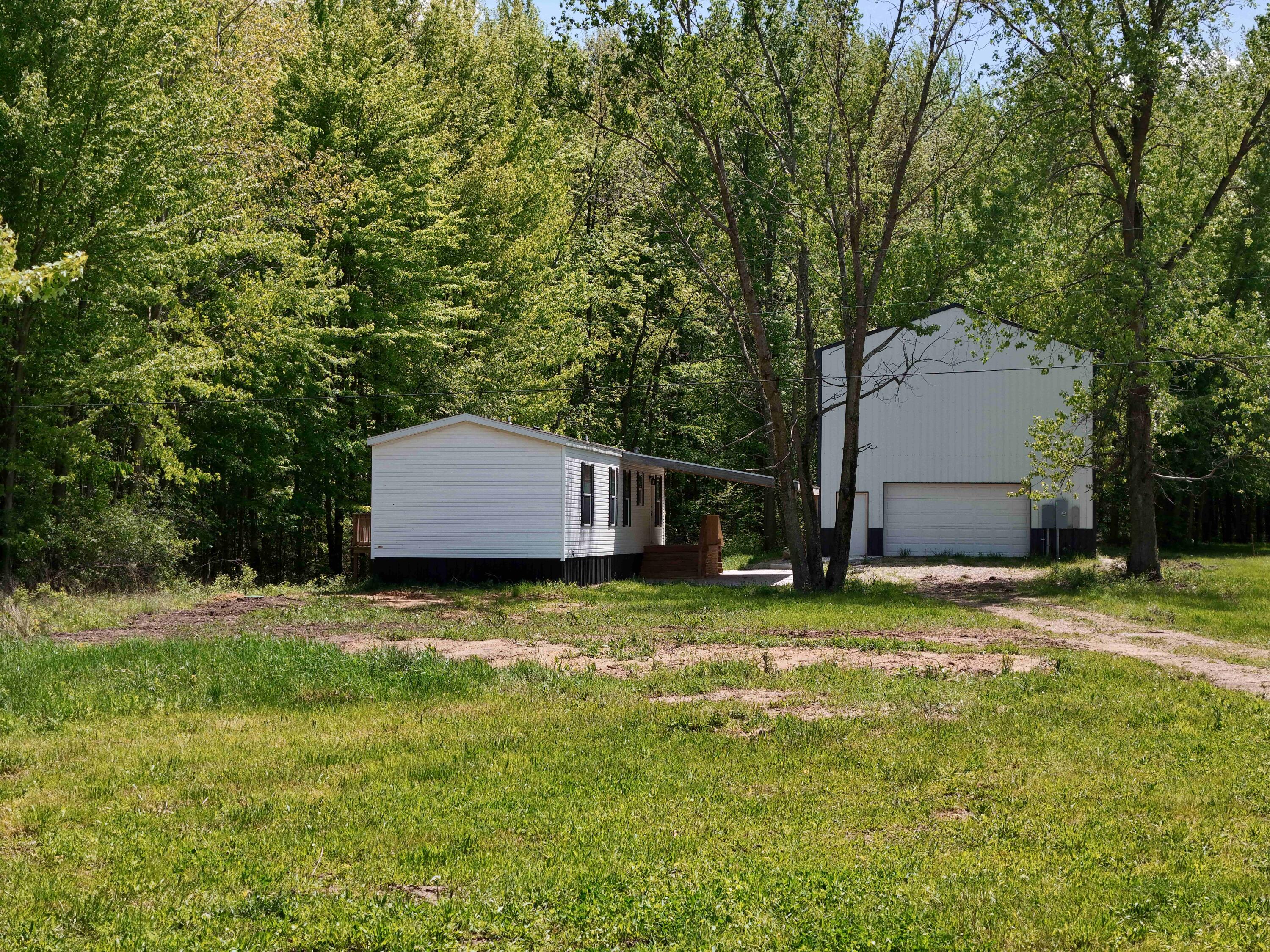 16747 Williamsville Street Vandalia MI 49095