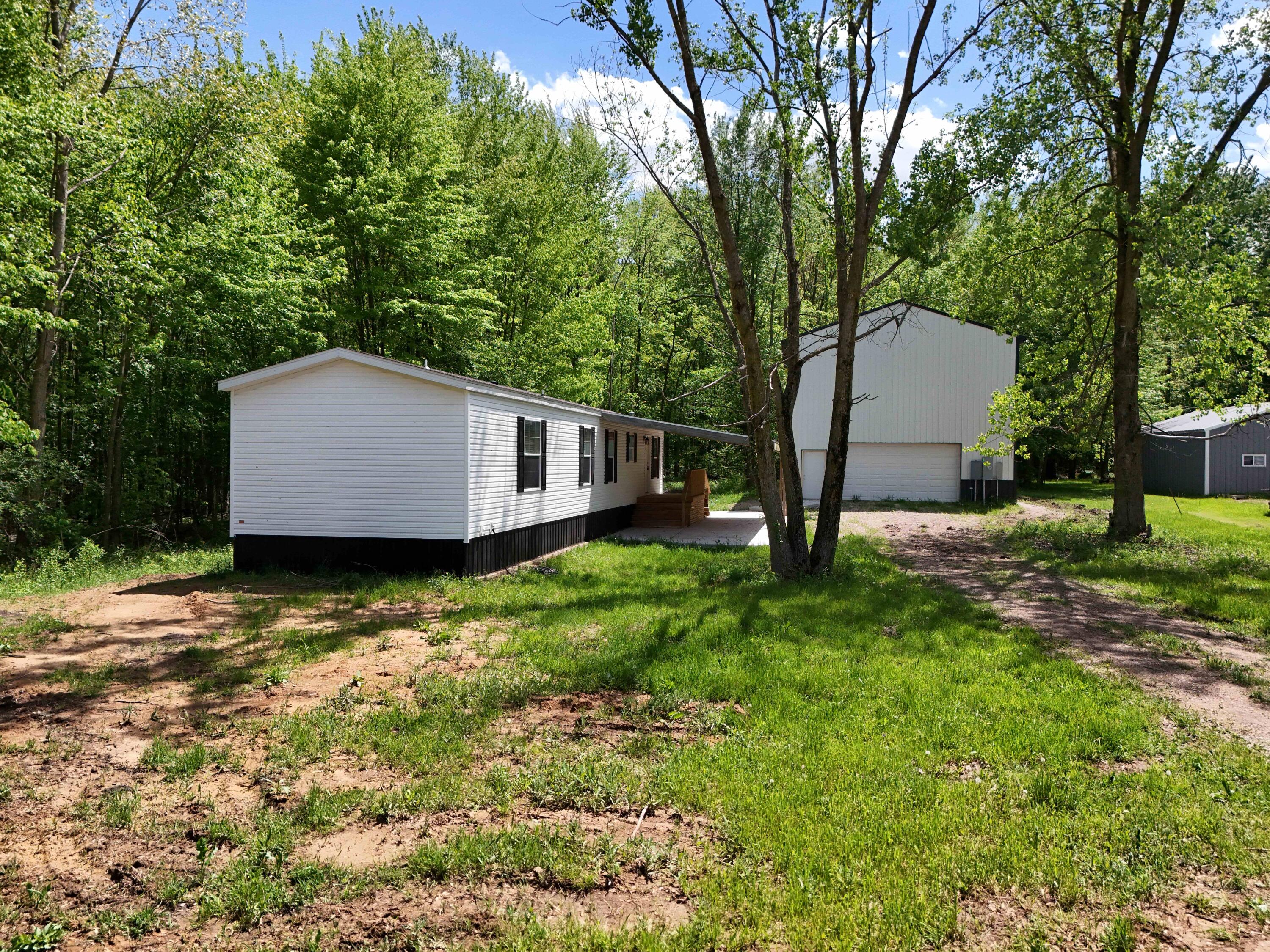 16747 Williamsville Street Vandalia MI 49095