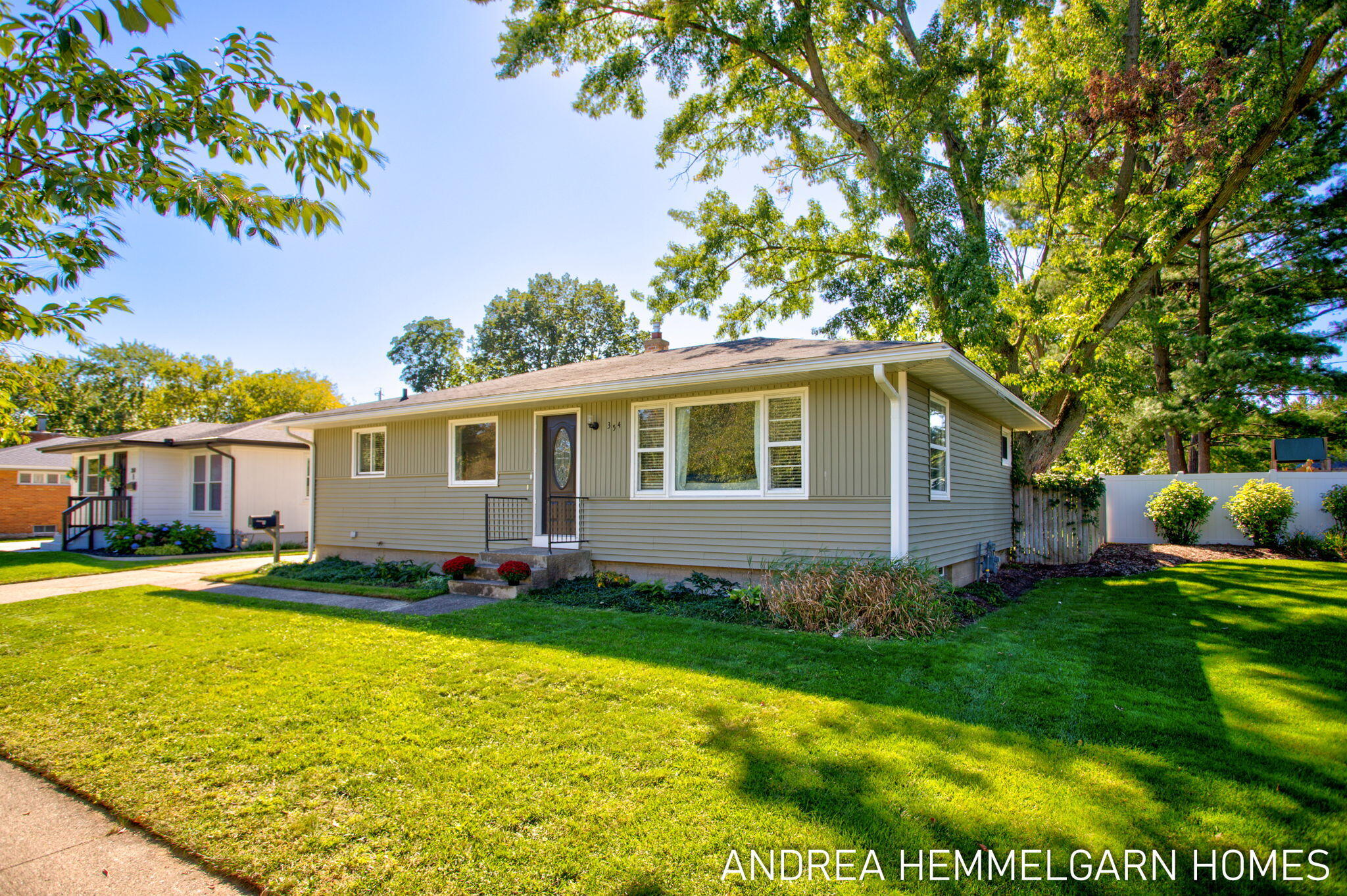 Holland MI, 354 W 31st Street