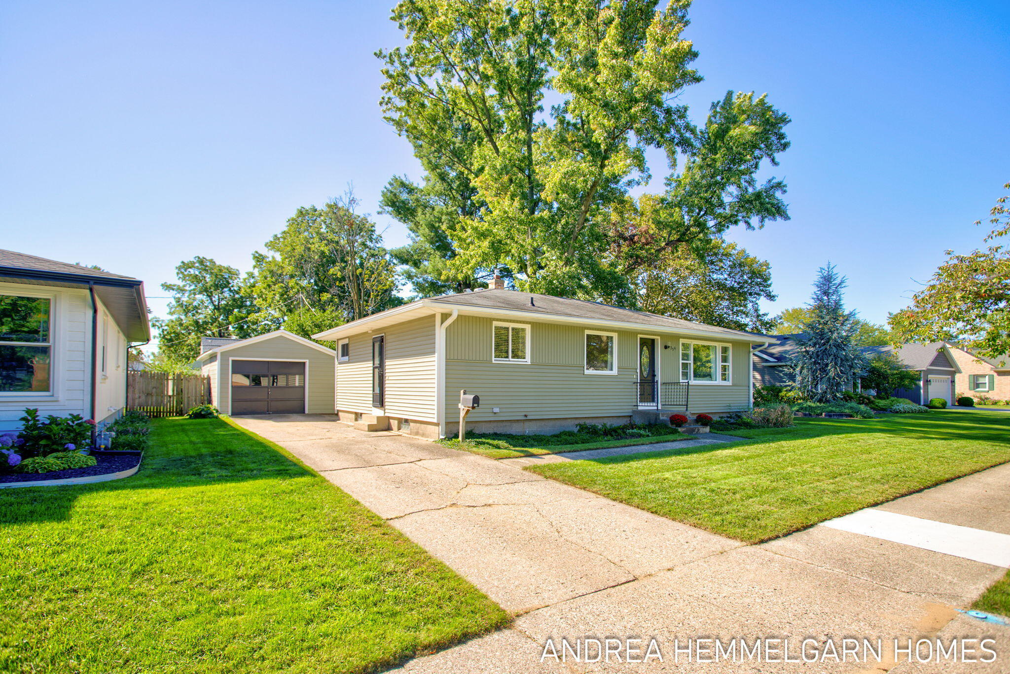 354 W 31st Street Holland MI 49423