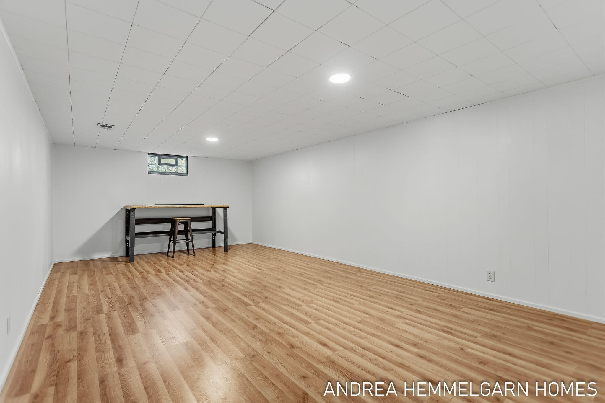 354 W 31st Street Holland MI 49423