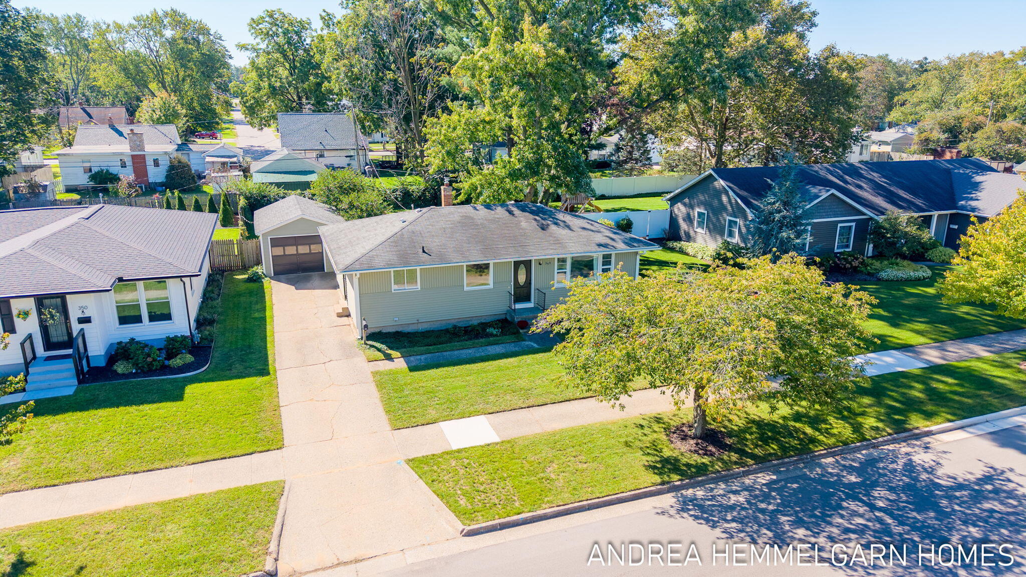 354 W 31st Street Holland MI 49423