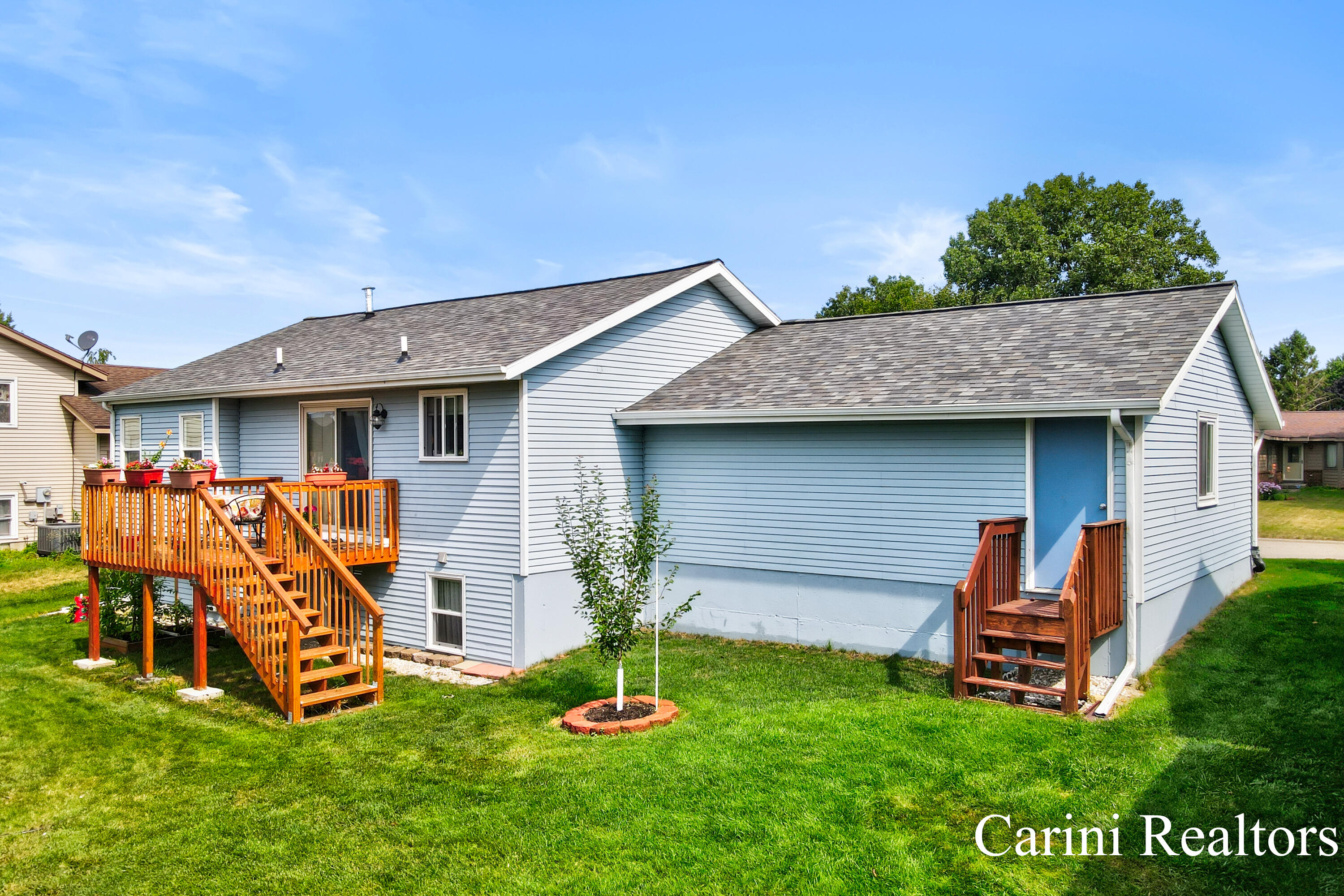 11154 Summer Drive Zeeland MI 49464