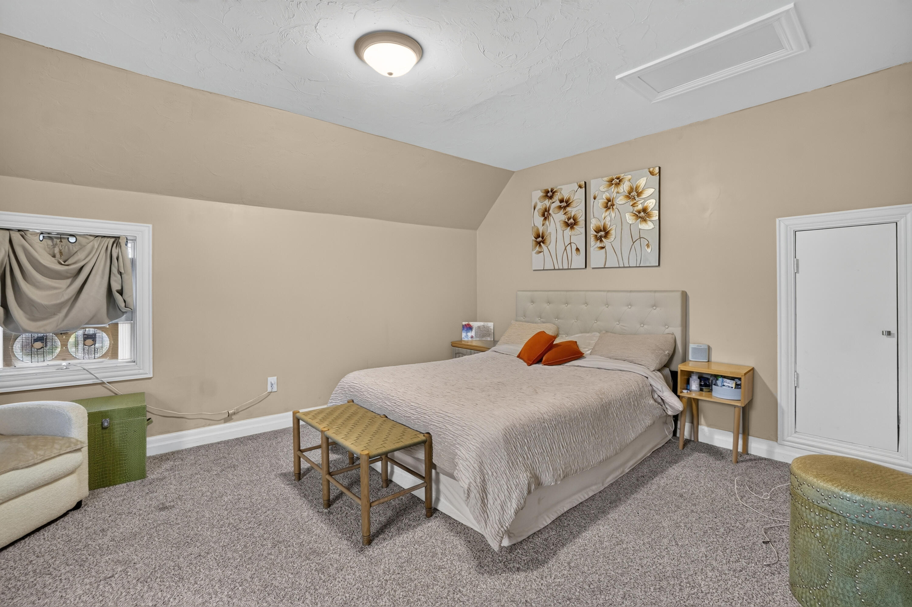 637 Leonard Street NE Grand Rapids MI 49503