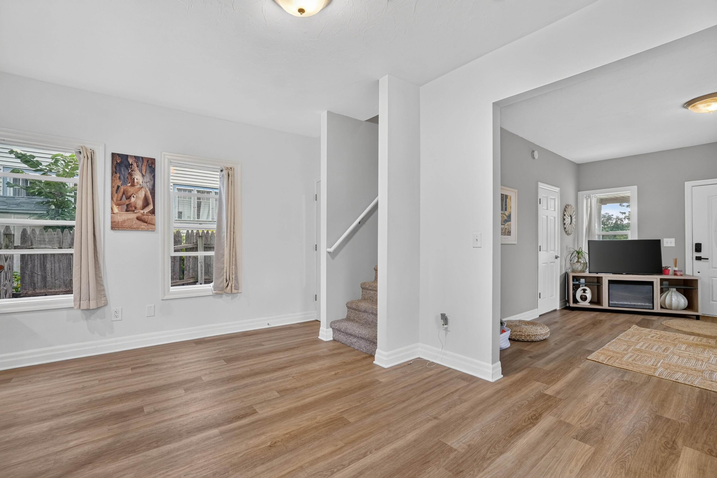 637 Leonard Street NE Grand Rapids MI 49503
