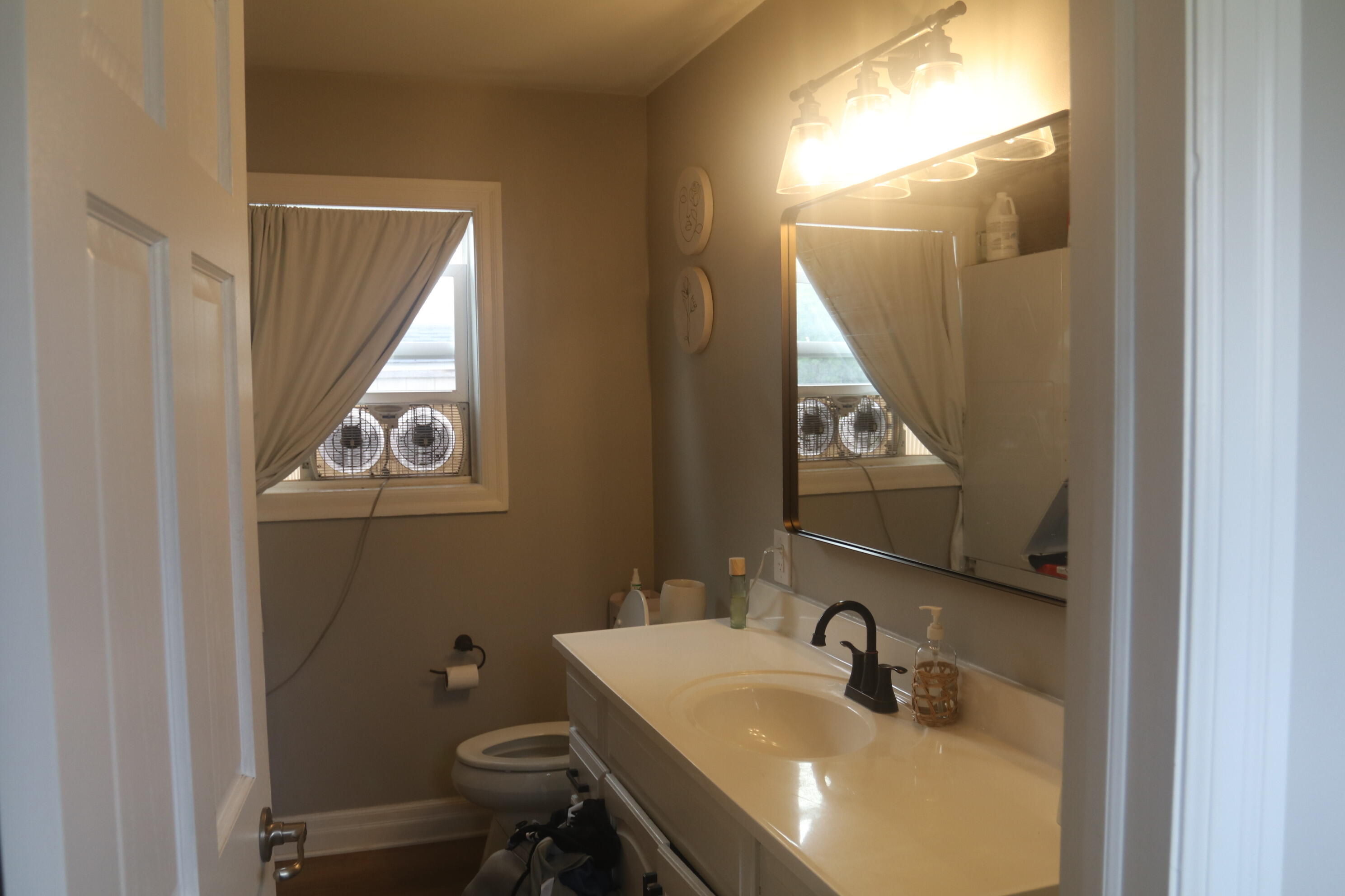 637 Leonard Street NE Grand Rapids MI 49503